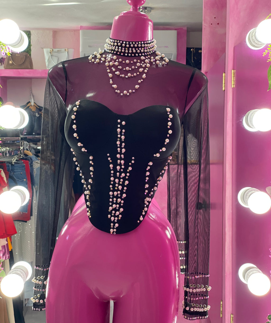 Blusa mesh con apliques
