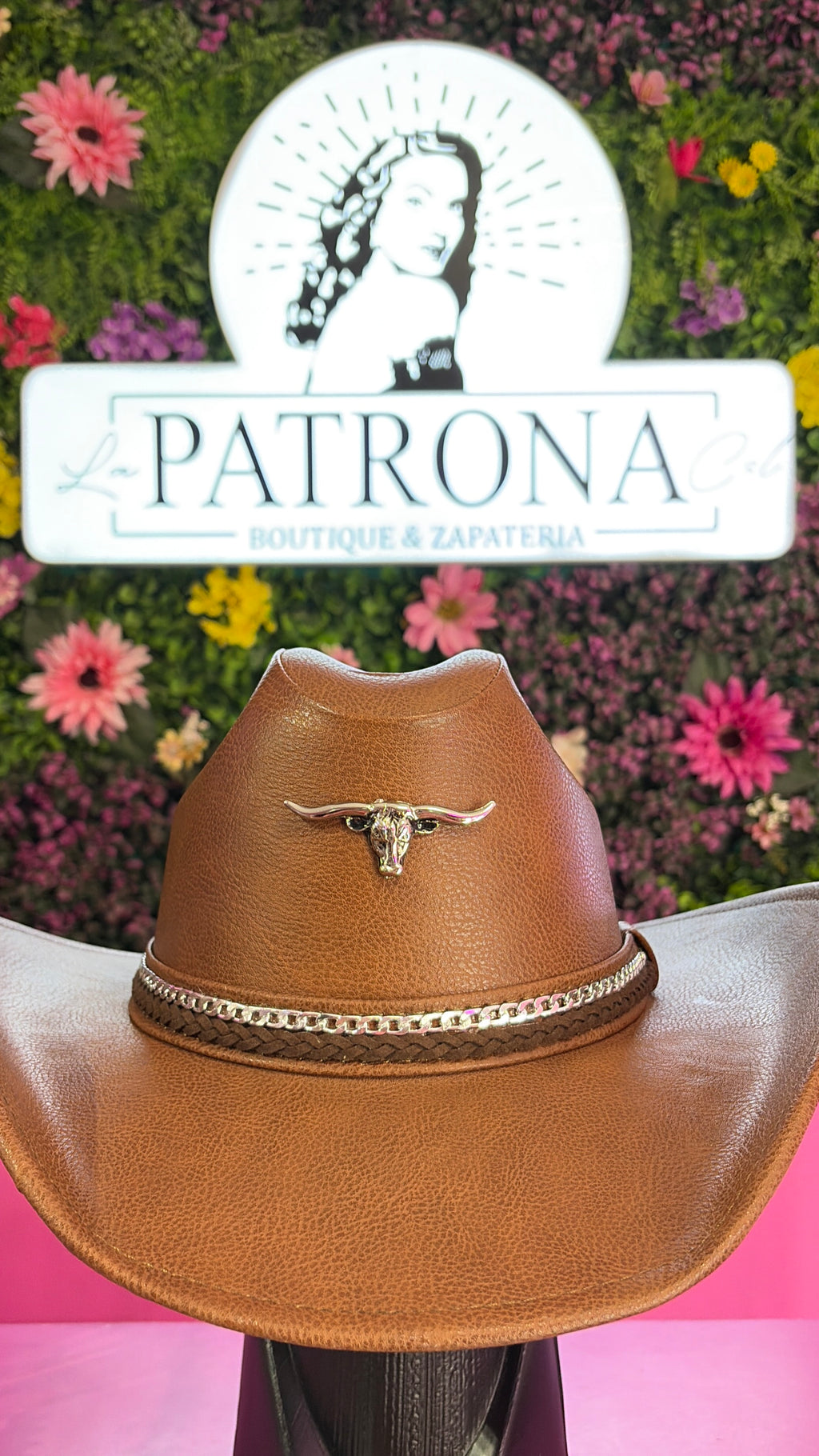 Sombrero camel cornuda