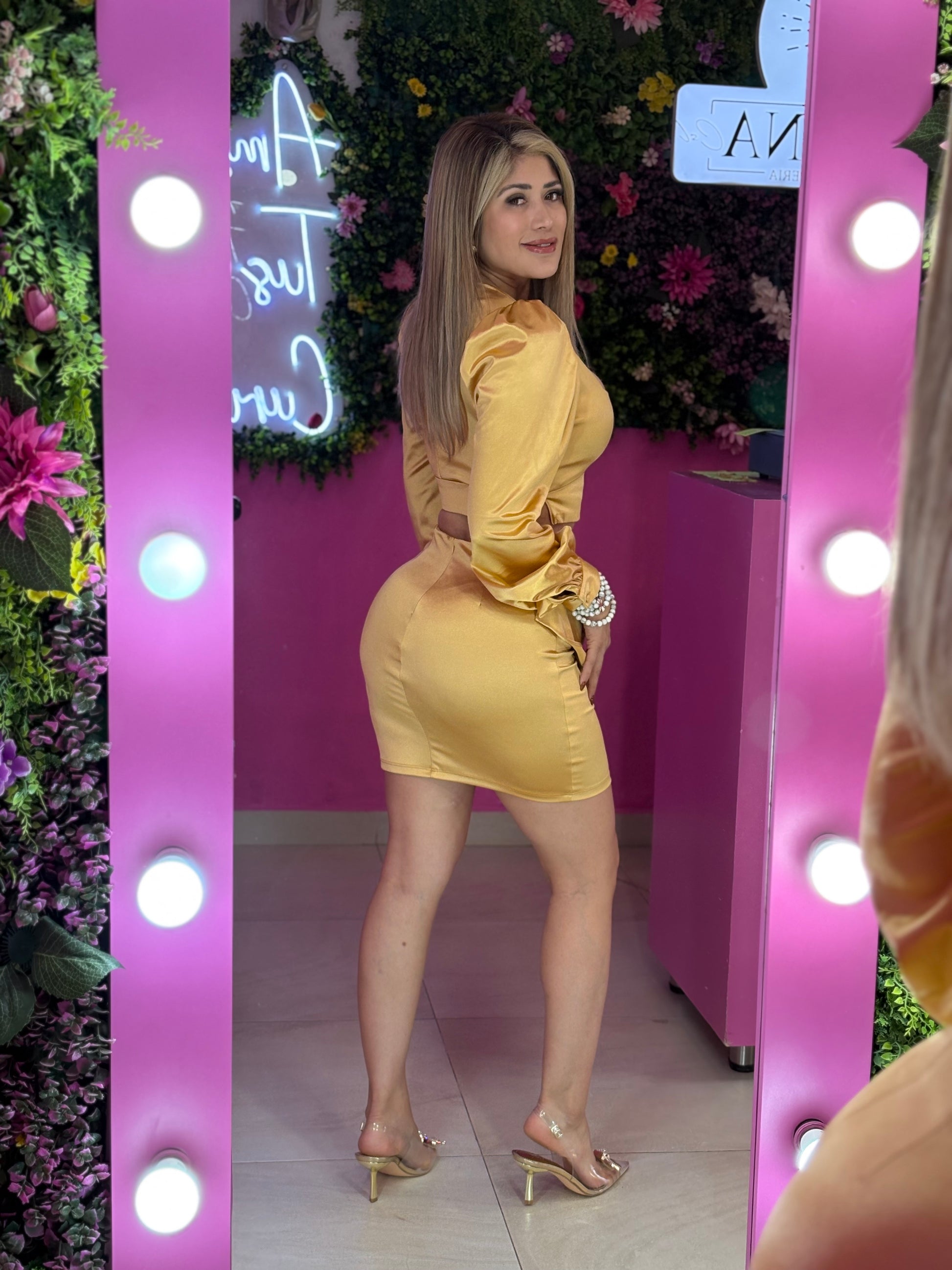 Set dorado manga larga