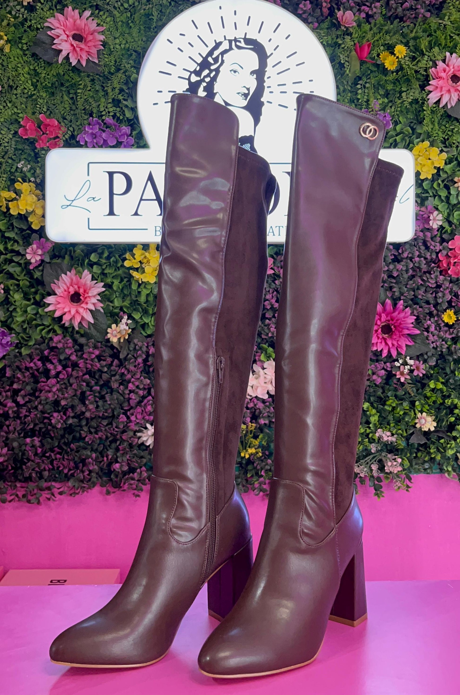 Bota color chocolate RAYE