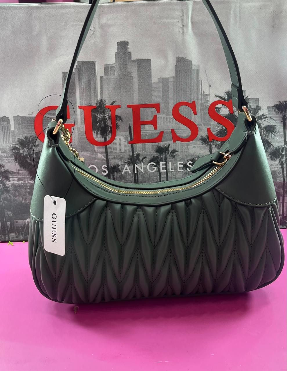 Bolsa de hombro verde GUESS
