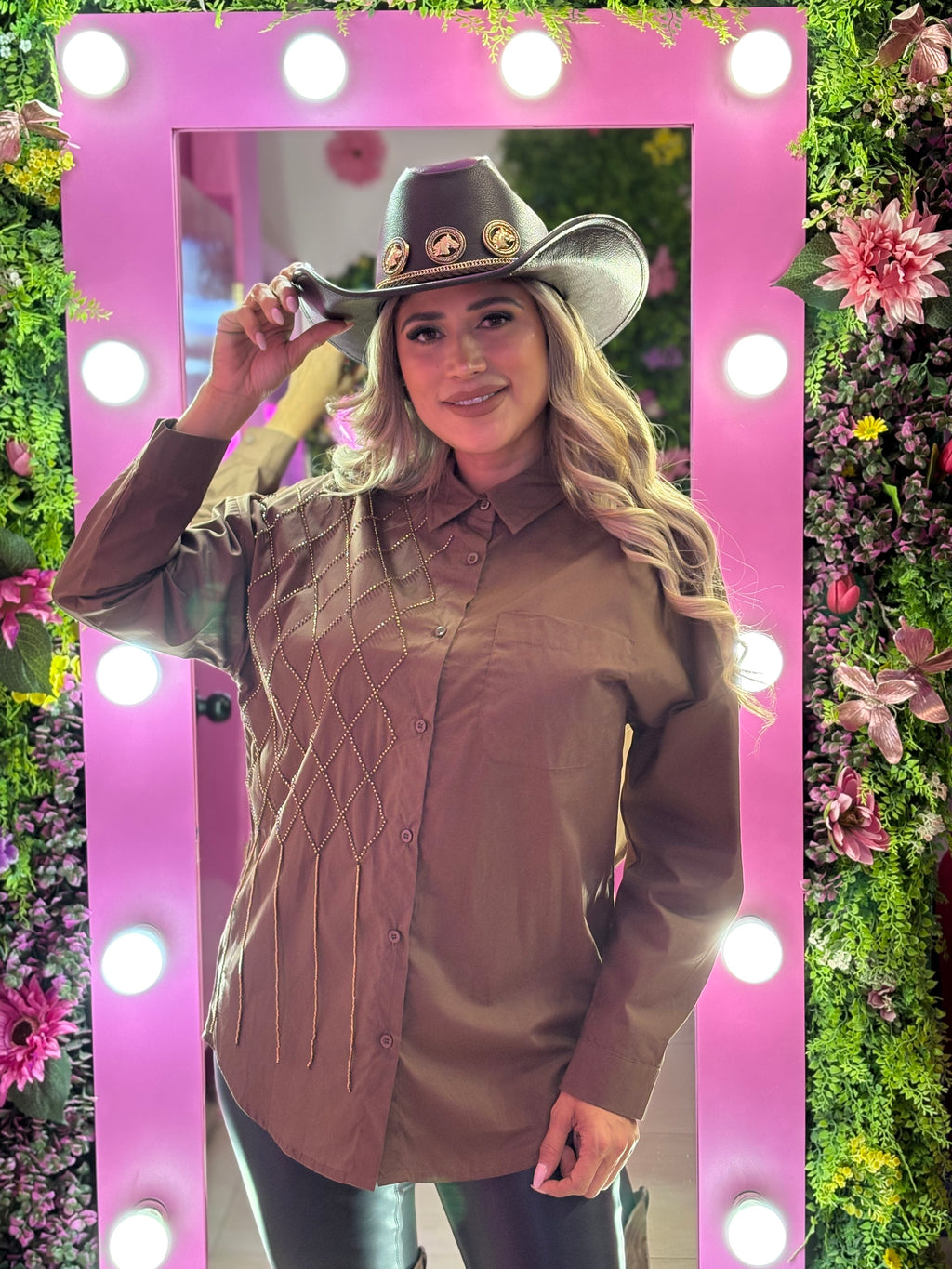 Camisa café oversized