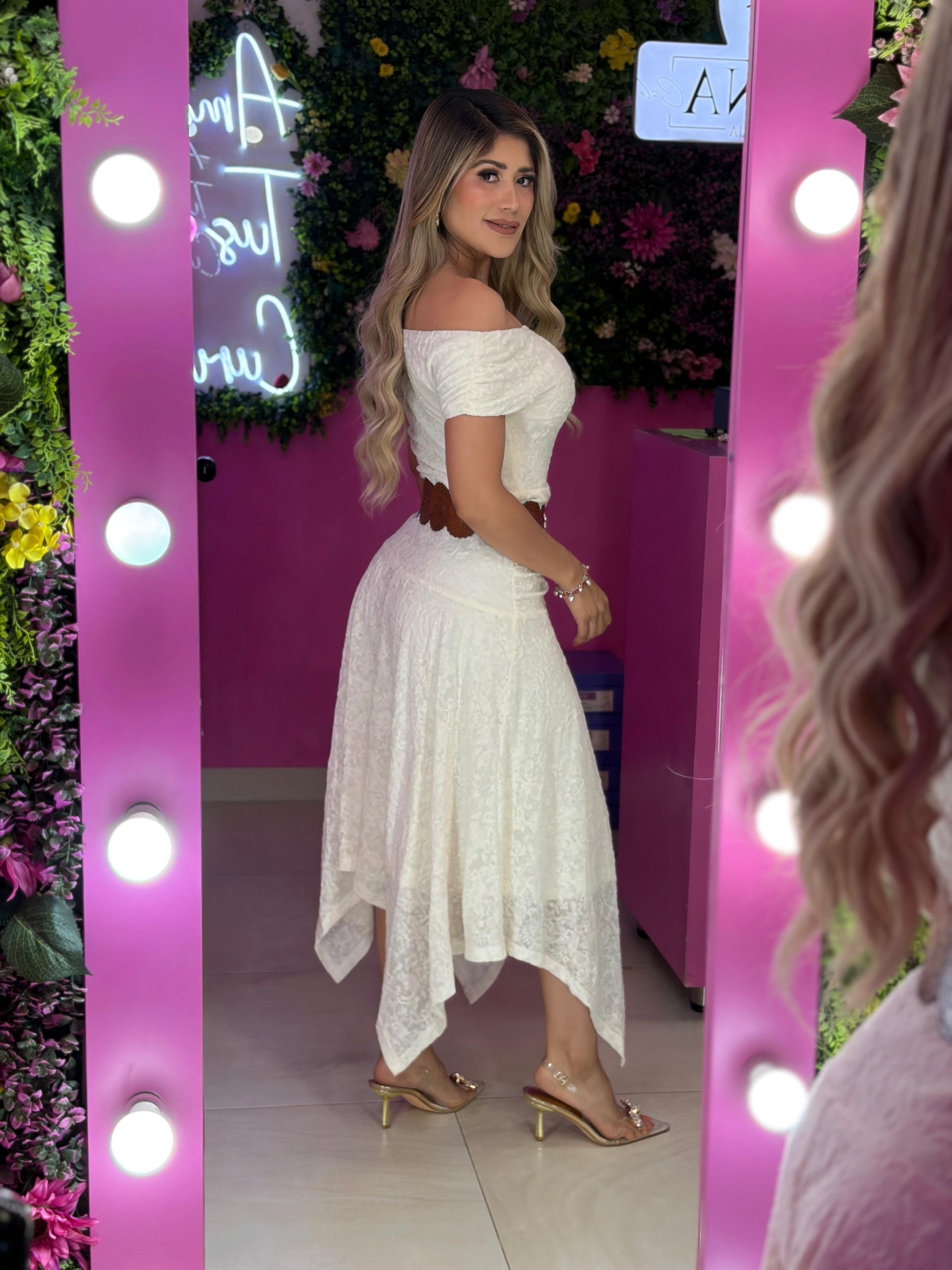 Vestido blanco corte campesina