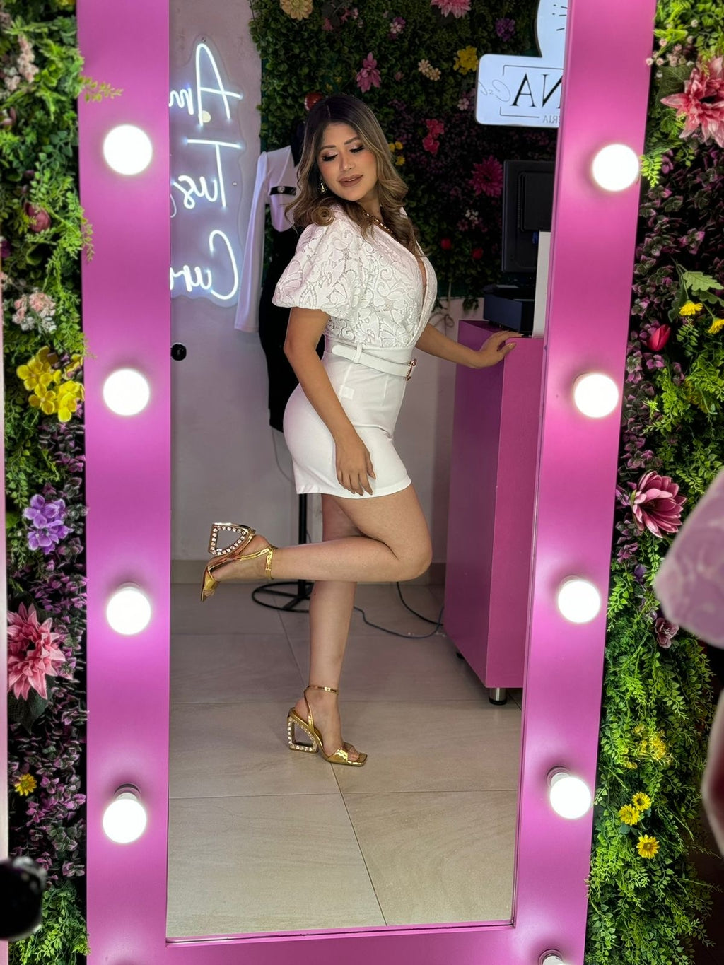 Jumper blanco con cinto