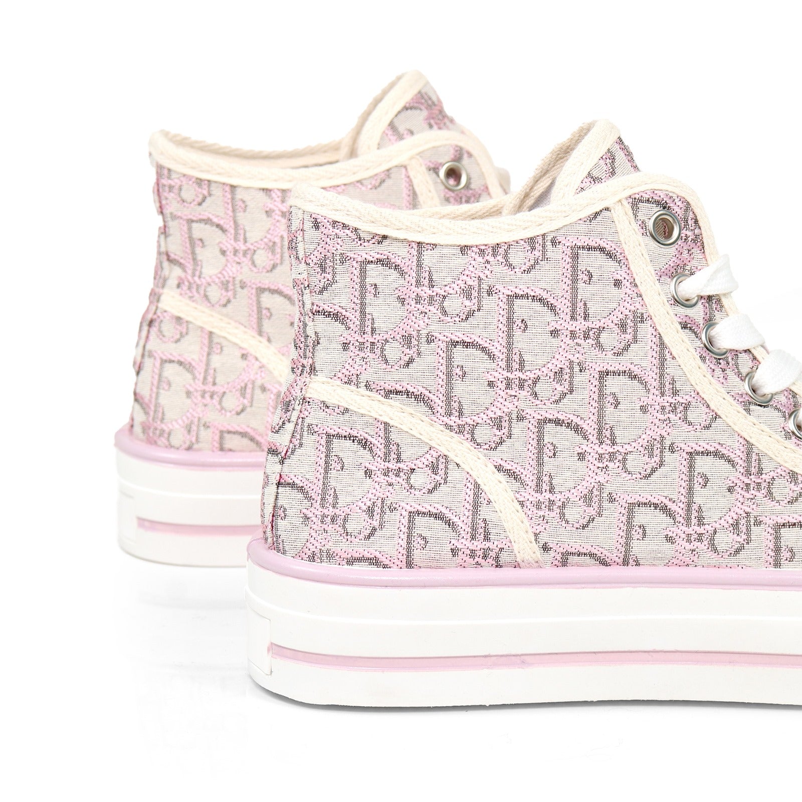 Tenis lila estilo dior