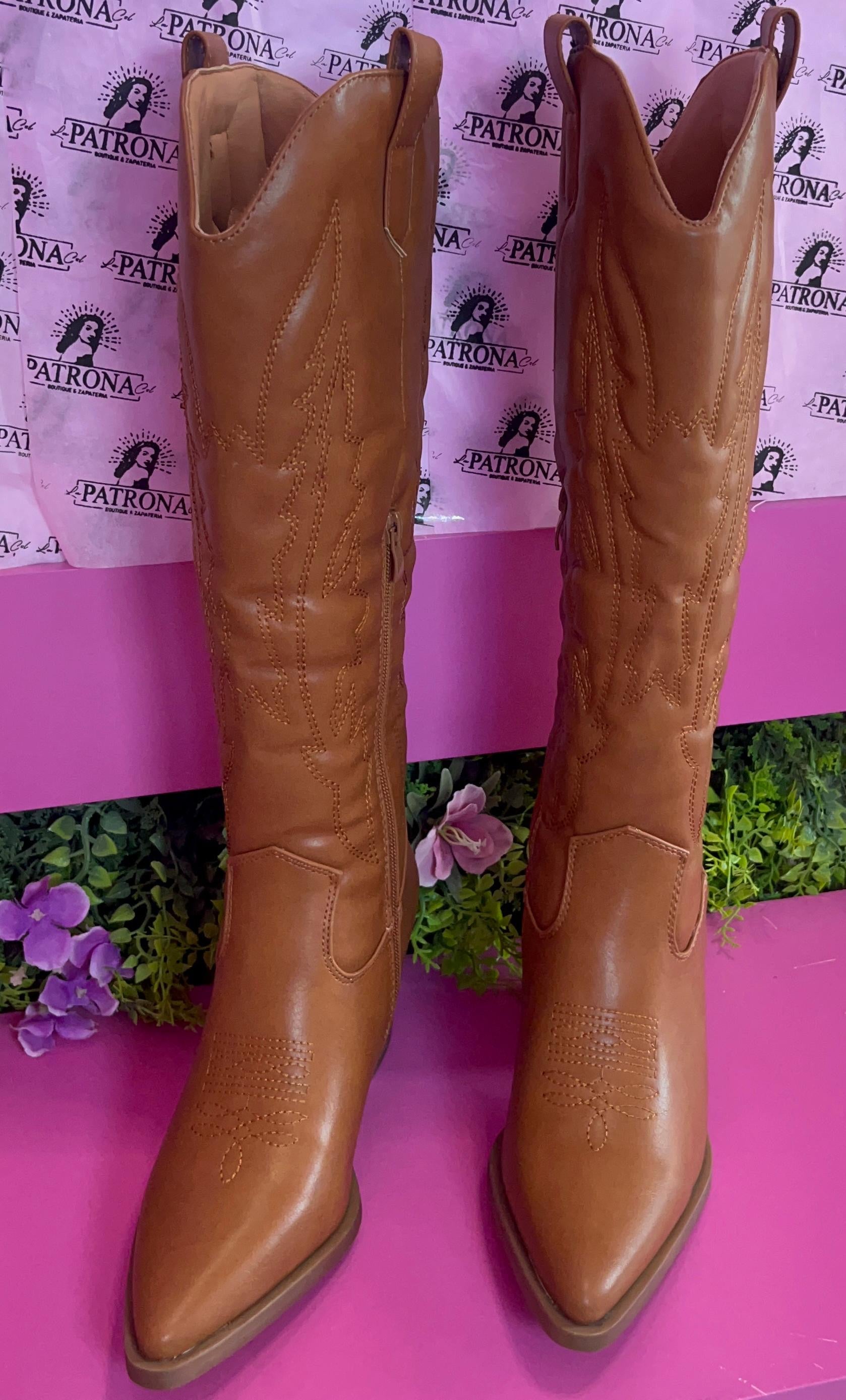 Bota vaquera café LAILA