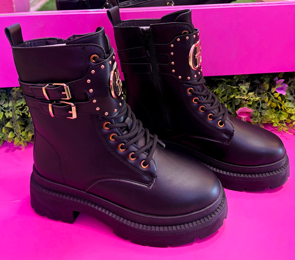 Bota negra Baraz