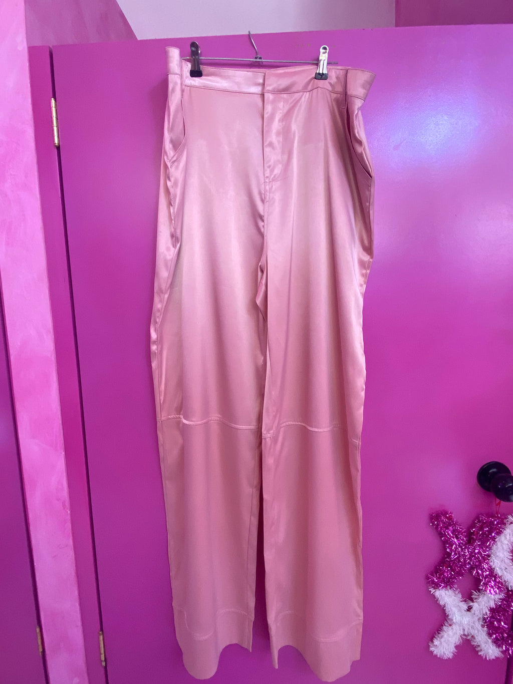 Pantalón de vestir rosa satin curvy