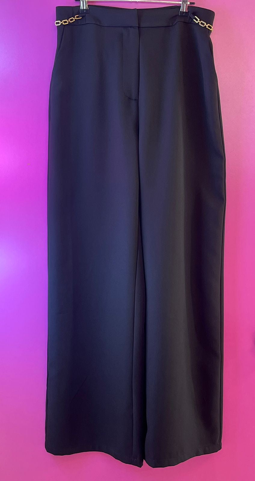 Pantalón de vestir negro corte recto