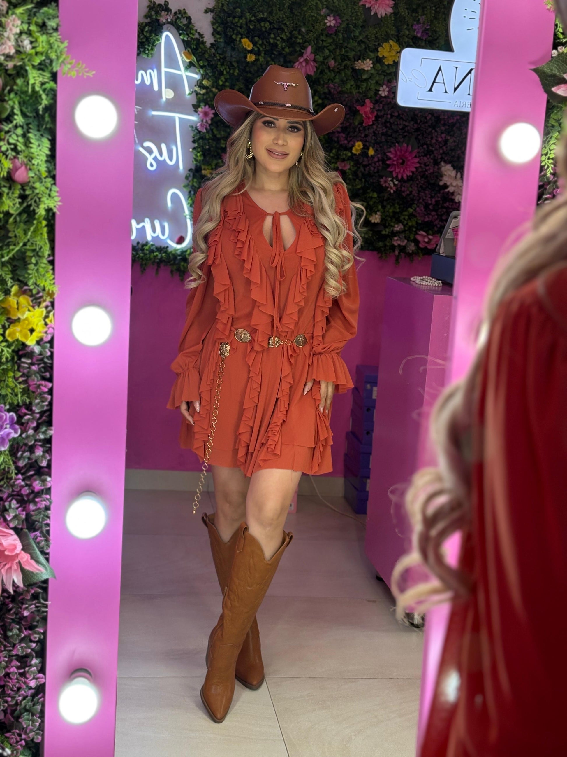 Vestido naranja con flecos