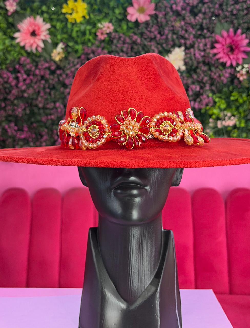 Sombrero rojo de gamuza casual pañoleta
