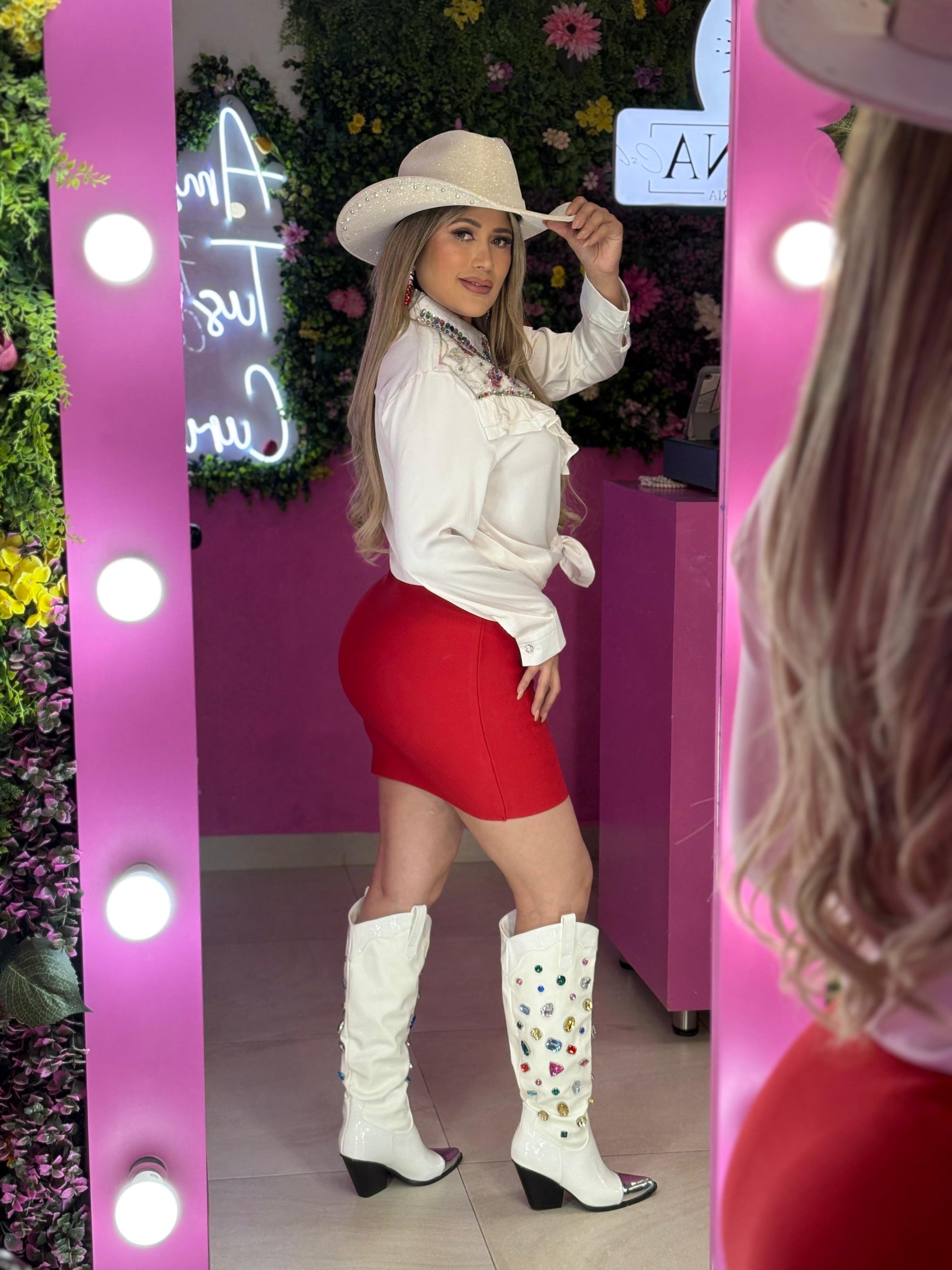 Falda color rojo