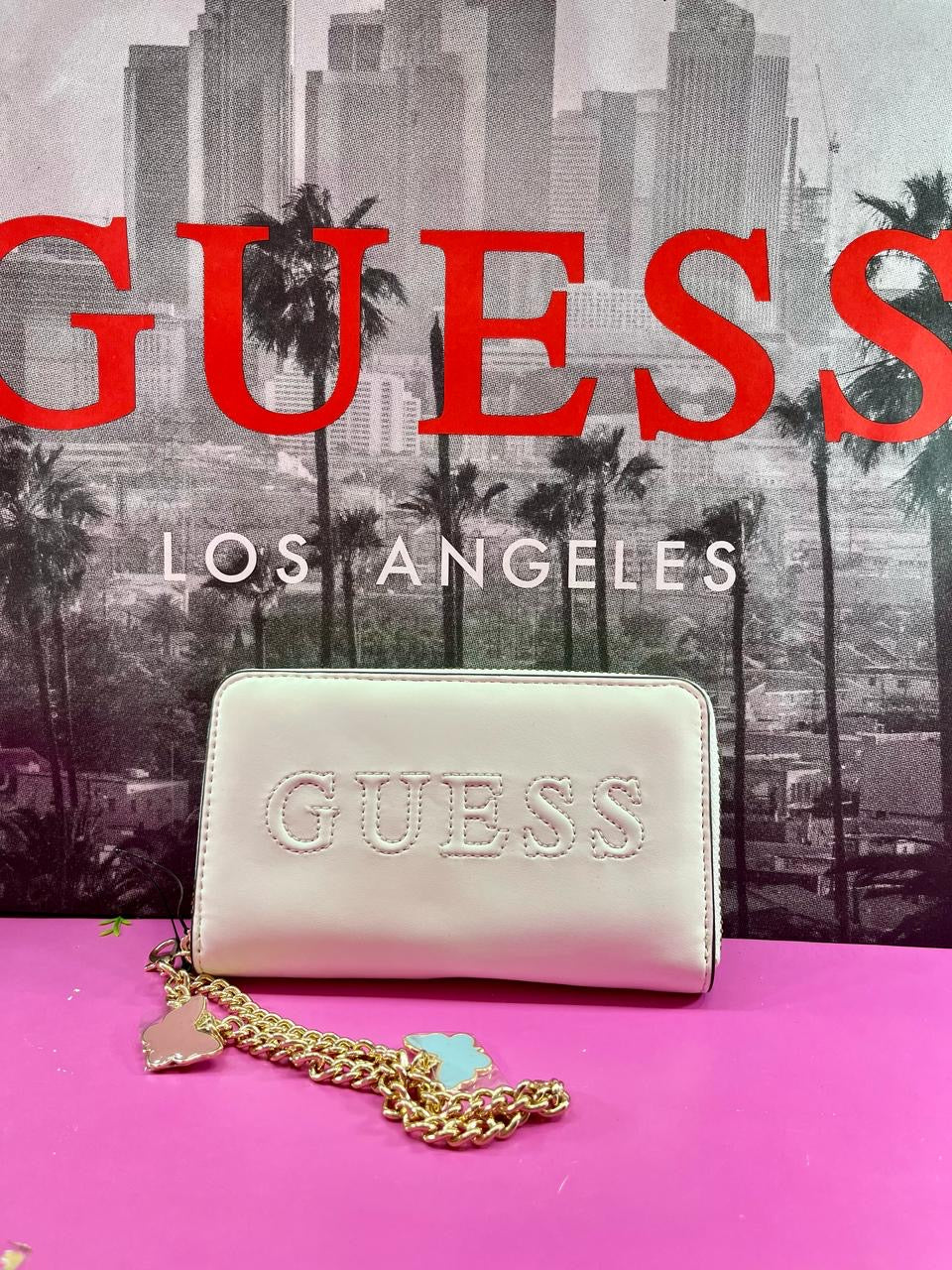 Cartera “Guess” blanca