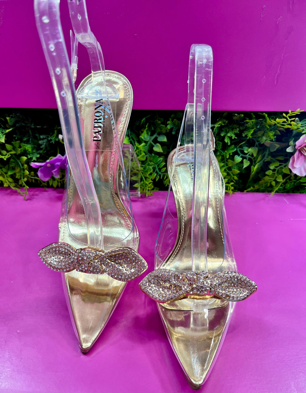 Zapatilla dorada Maribel