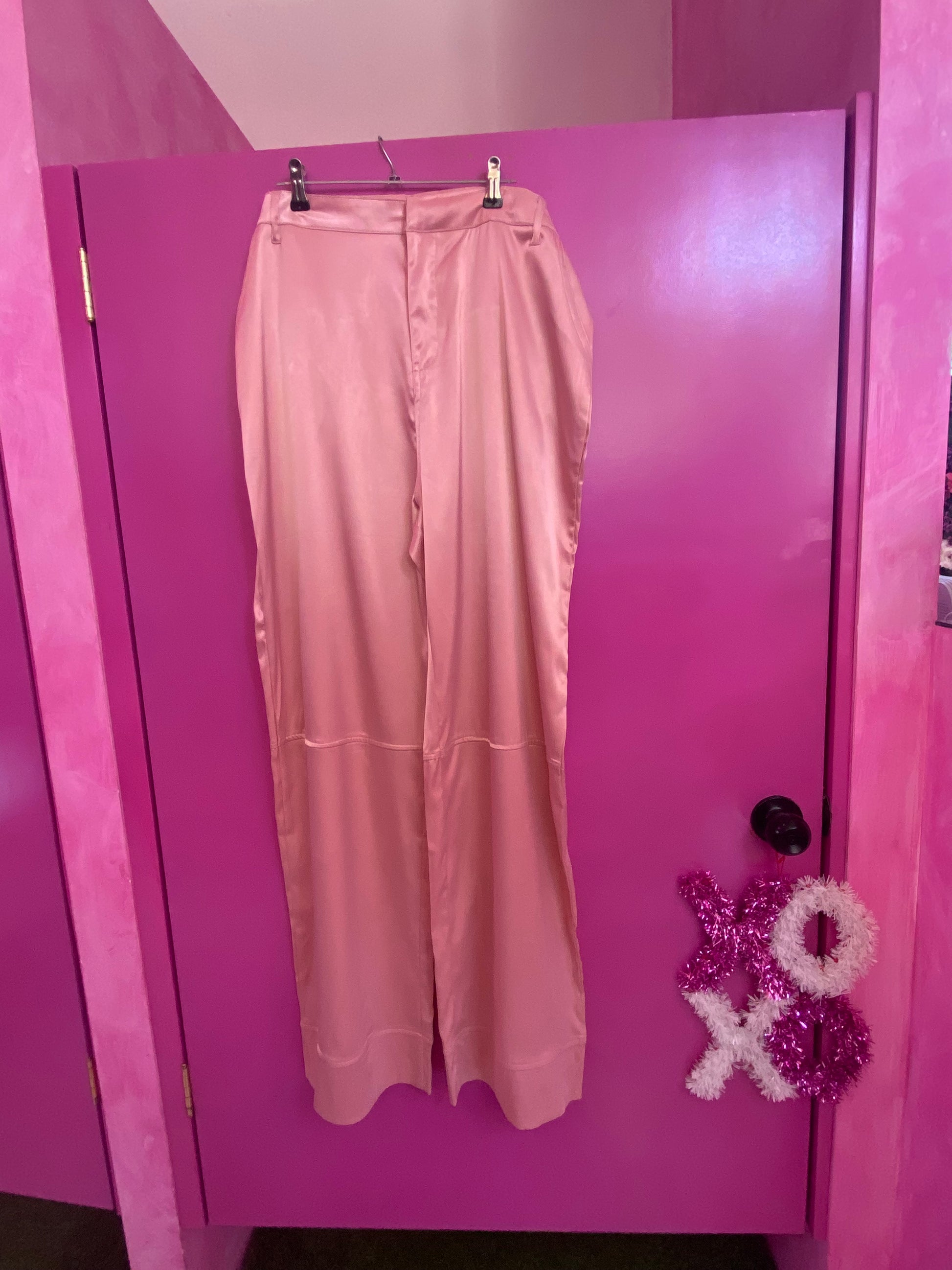 Pantalón de vestir rosa satin curvy