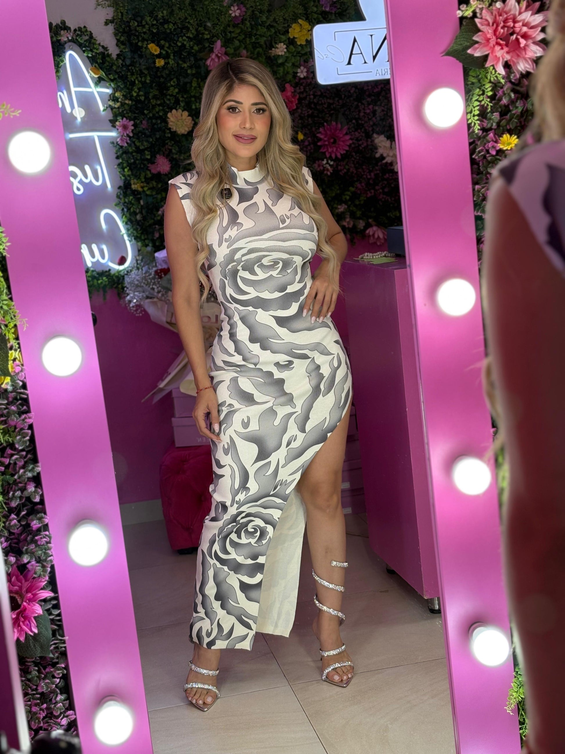 Vestido largo blanco con gris