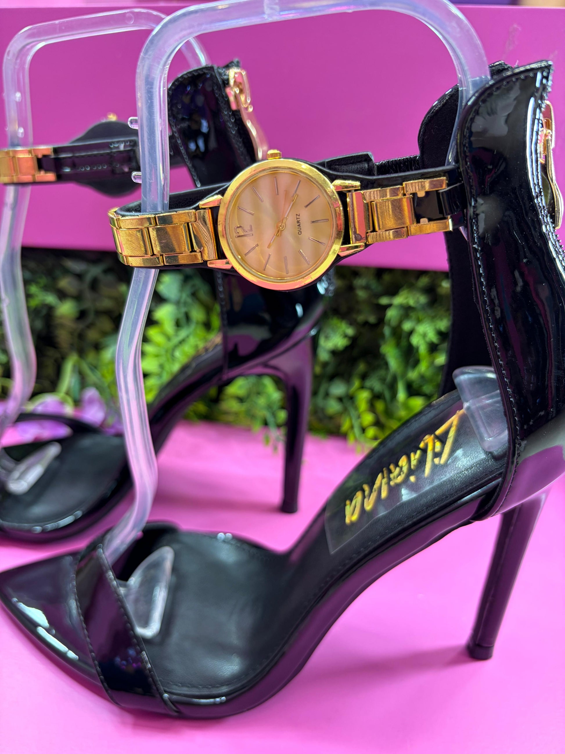 Zapatillla negra Misty