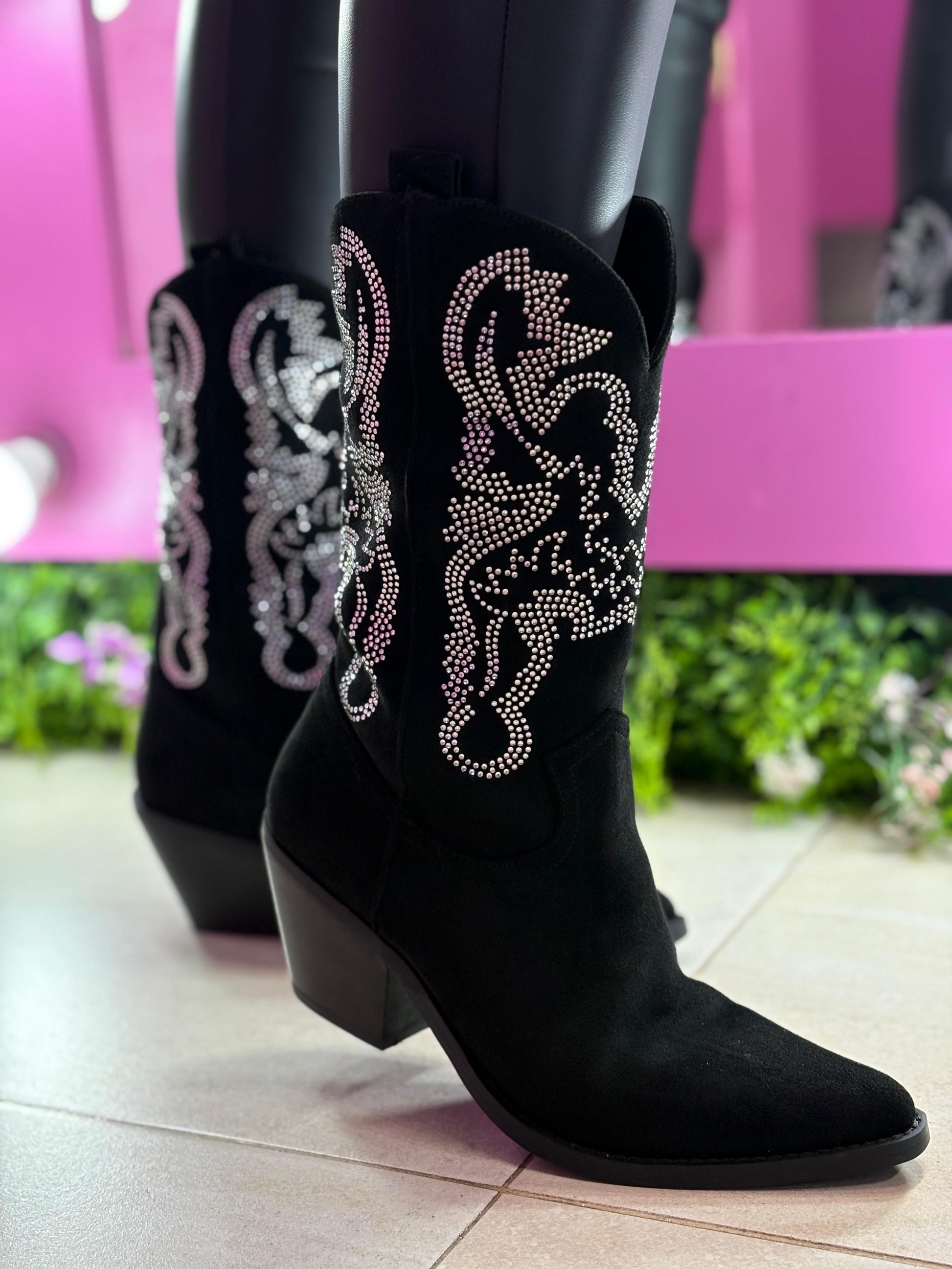 Bota Adela negra con brillos plata