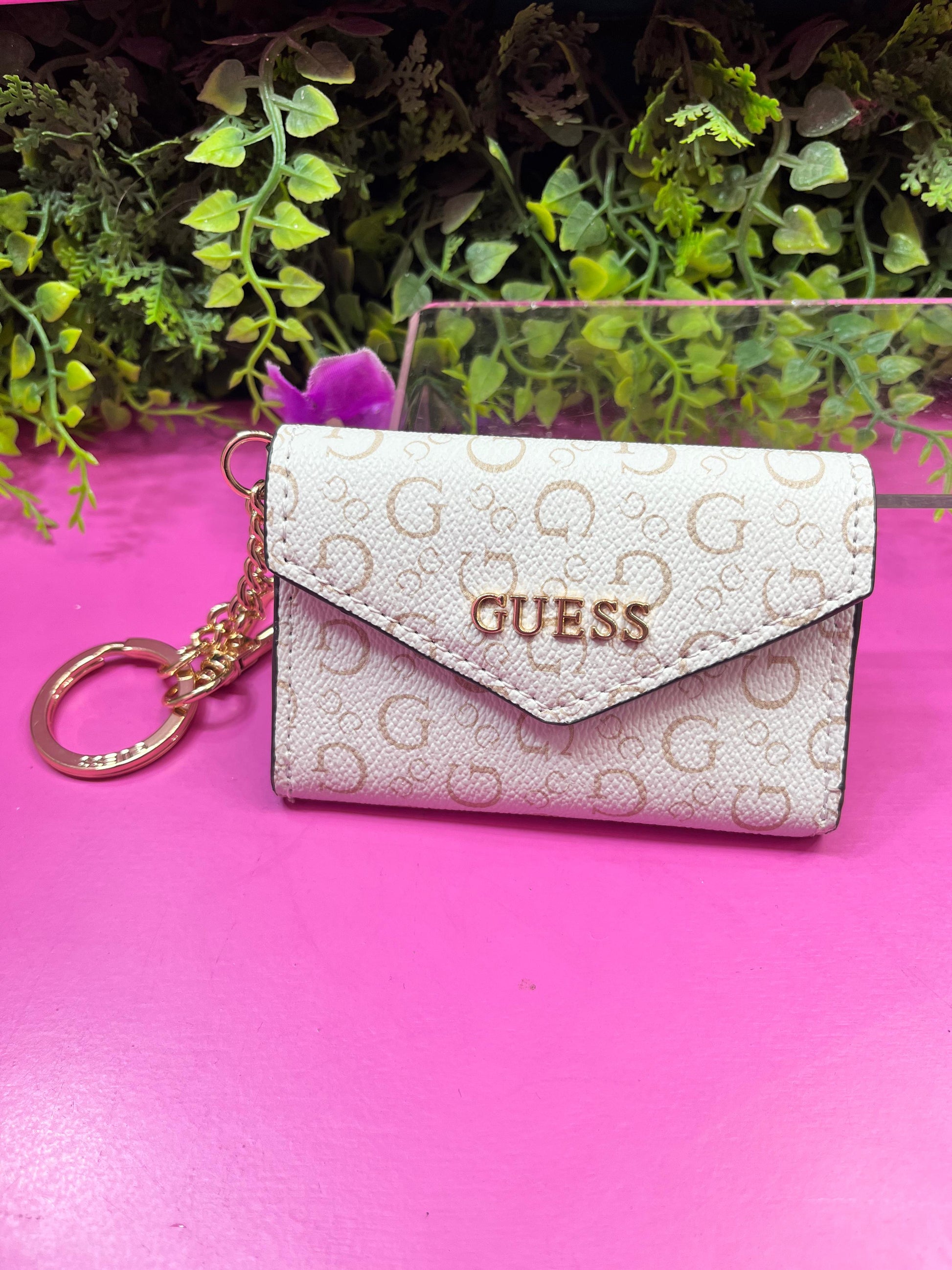 Tarjetero blanco GUESS