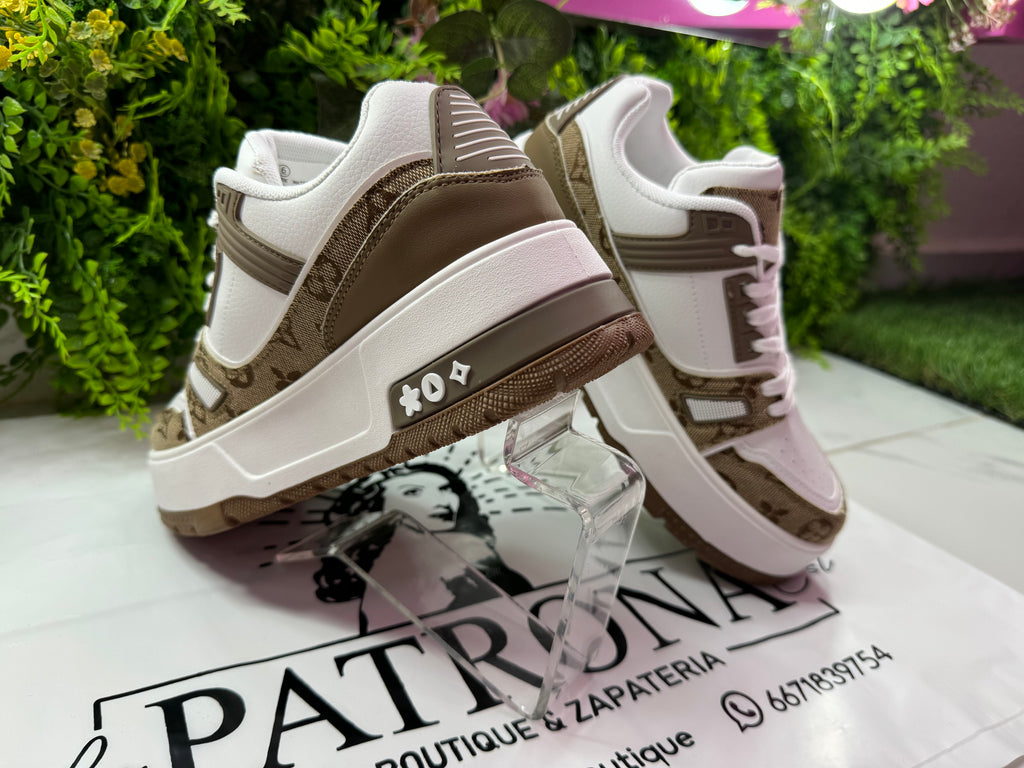 Tenis LV