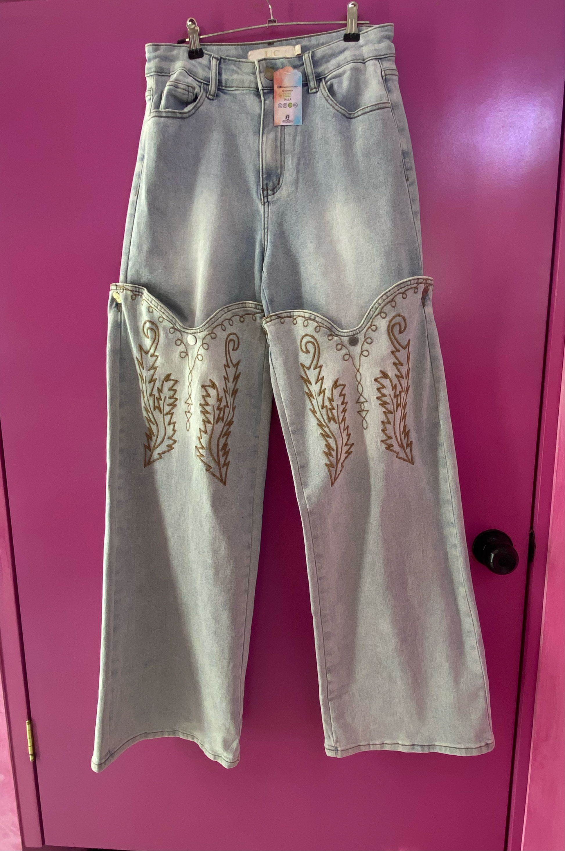 Pantalón mezclilla bordado