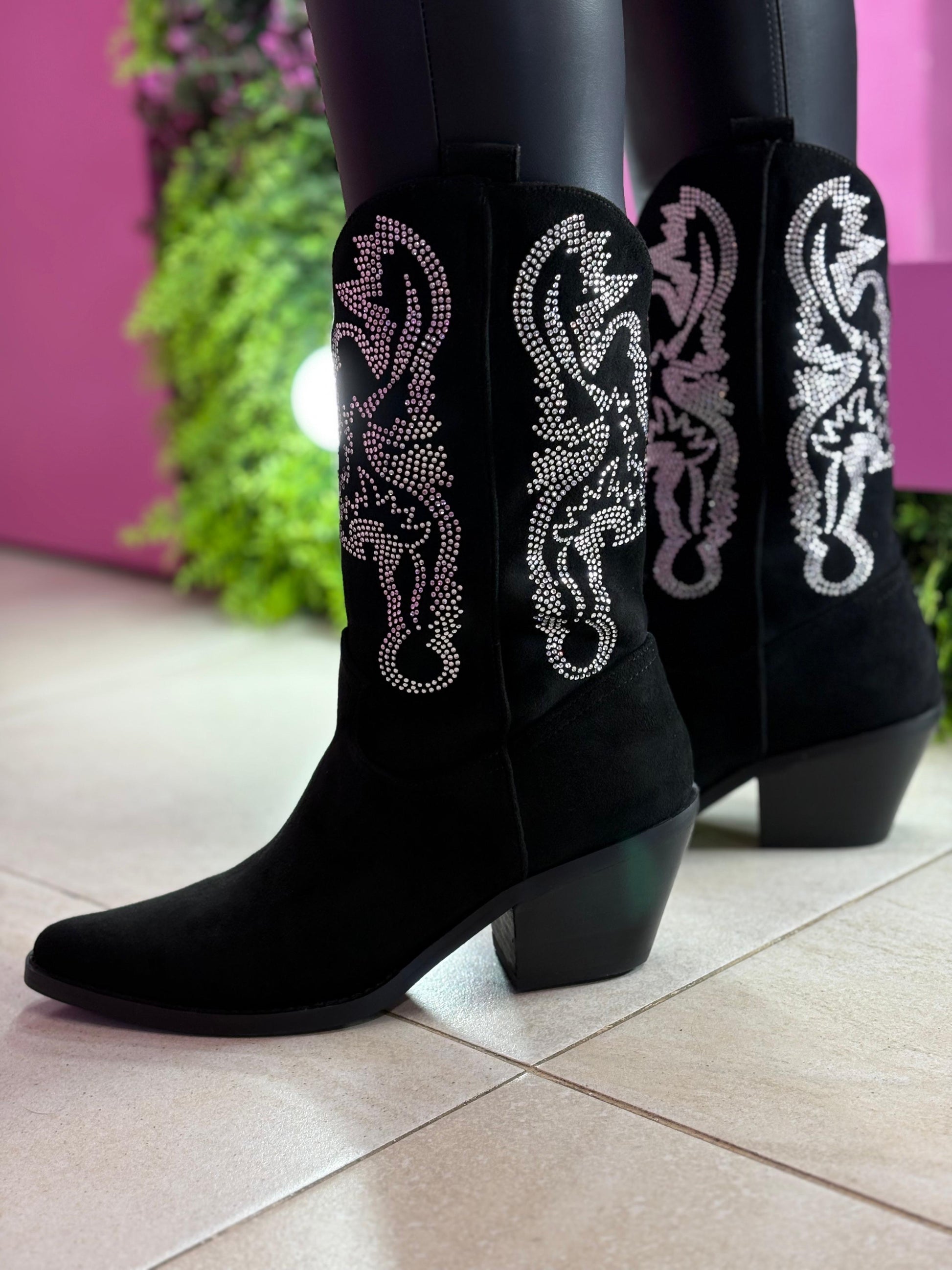 Bota Adela negra con brillos plata