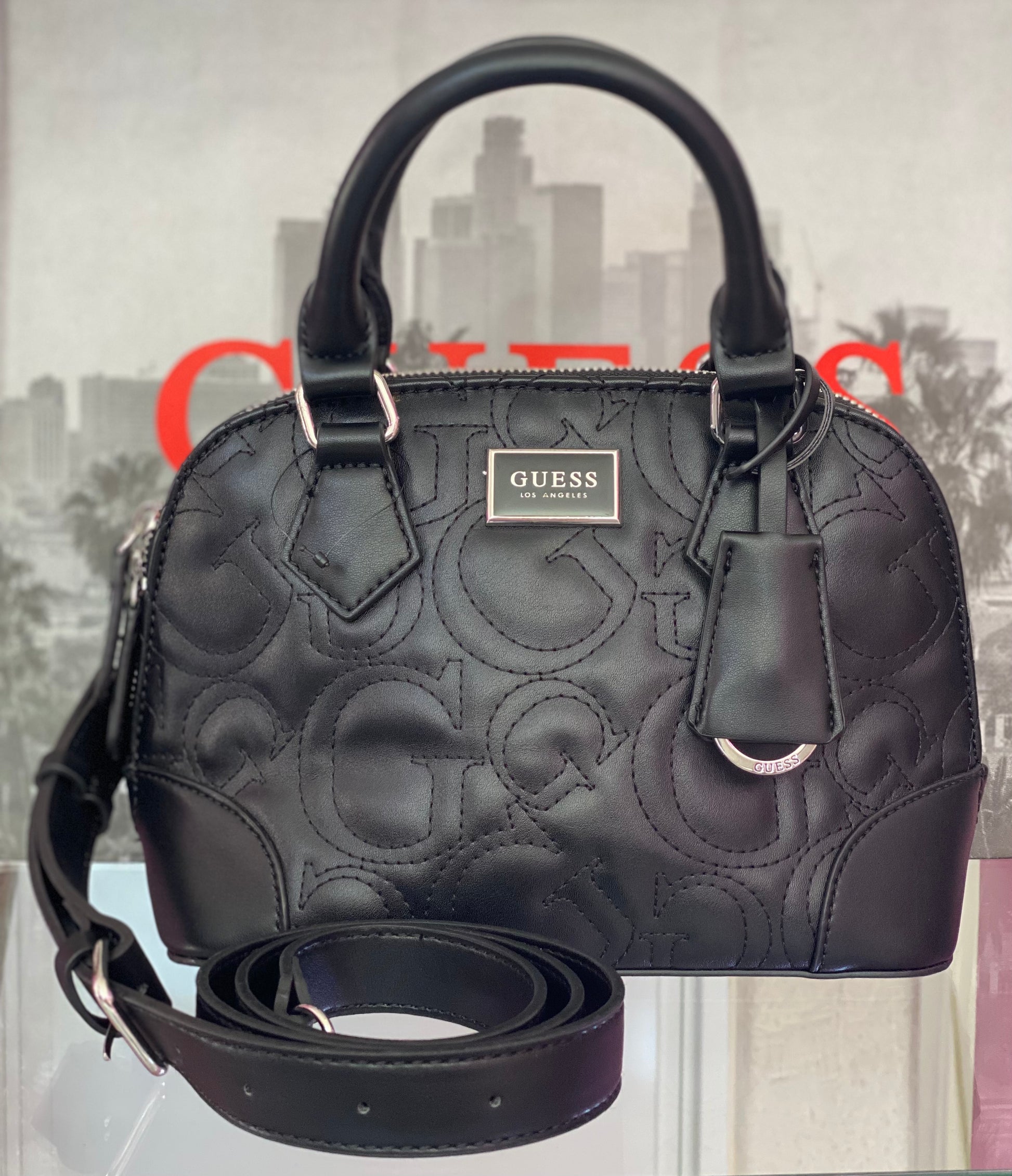 Bolsa negra GUESS