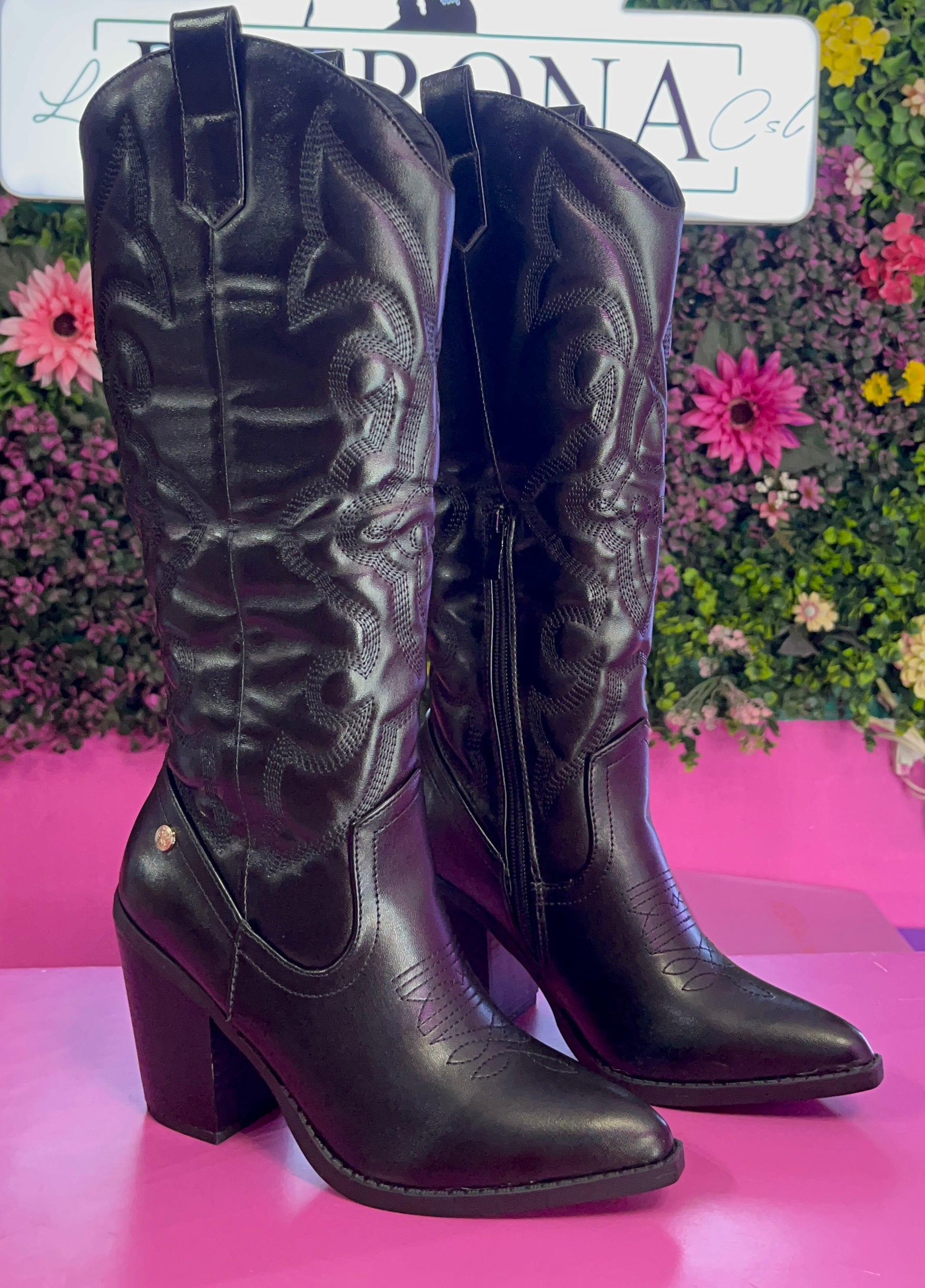 Bota negra Cody
