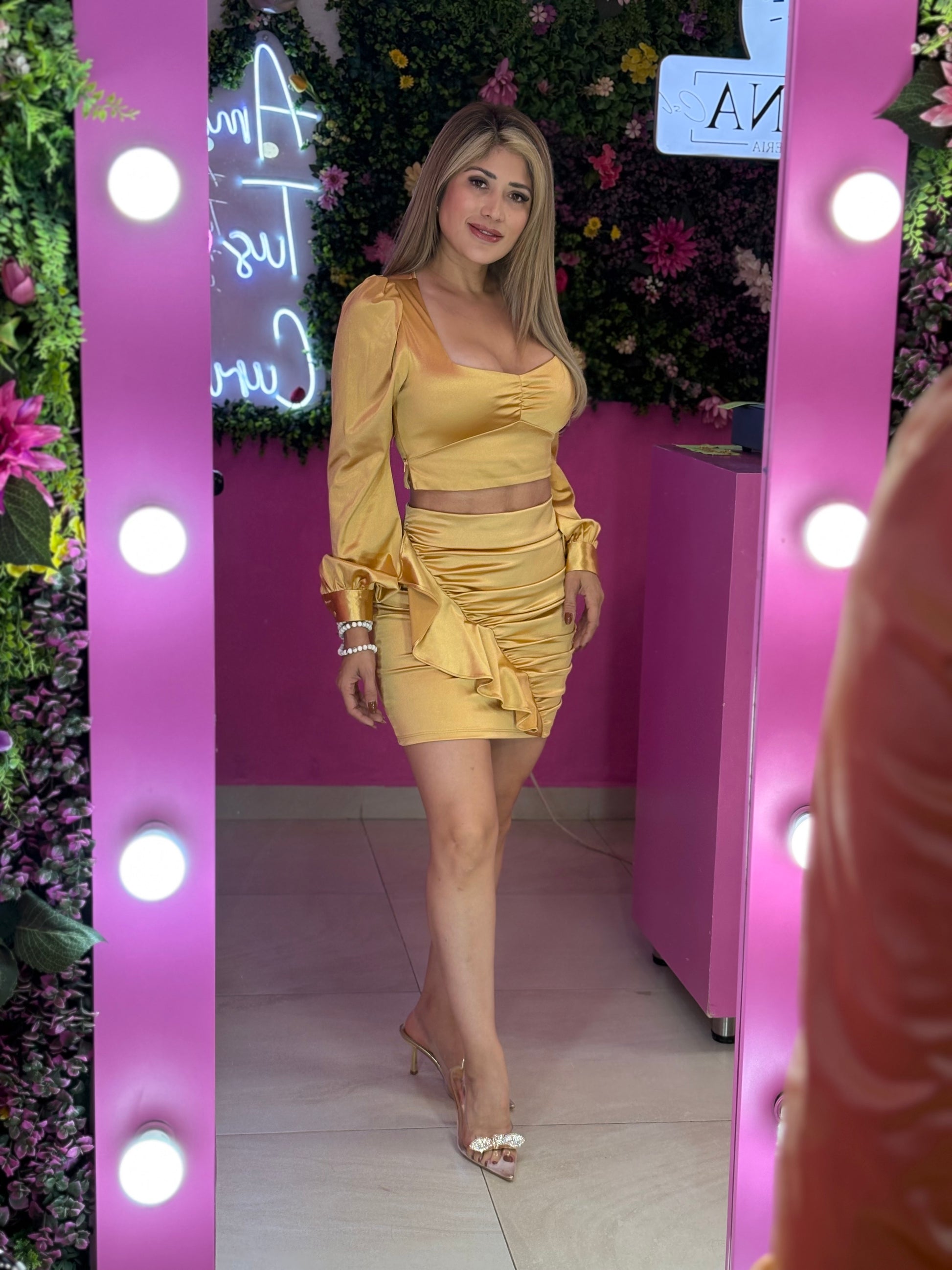 Set dorado manga larga