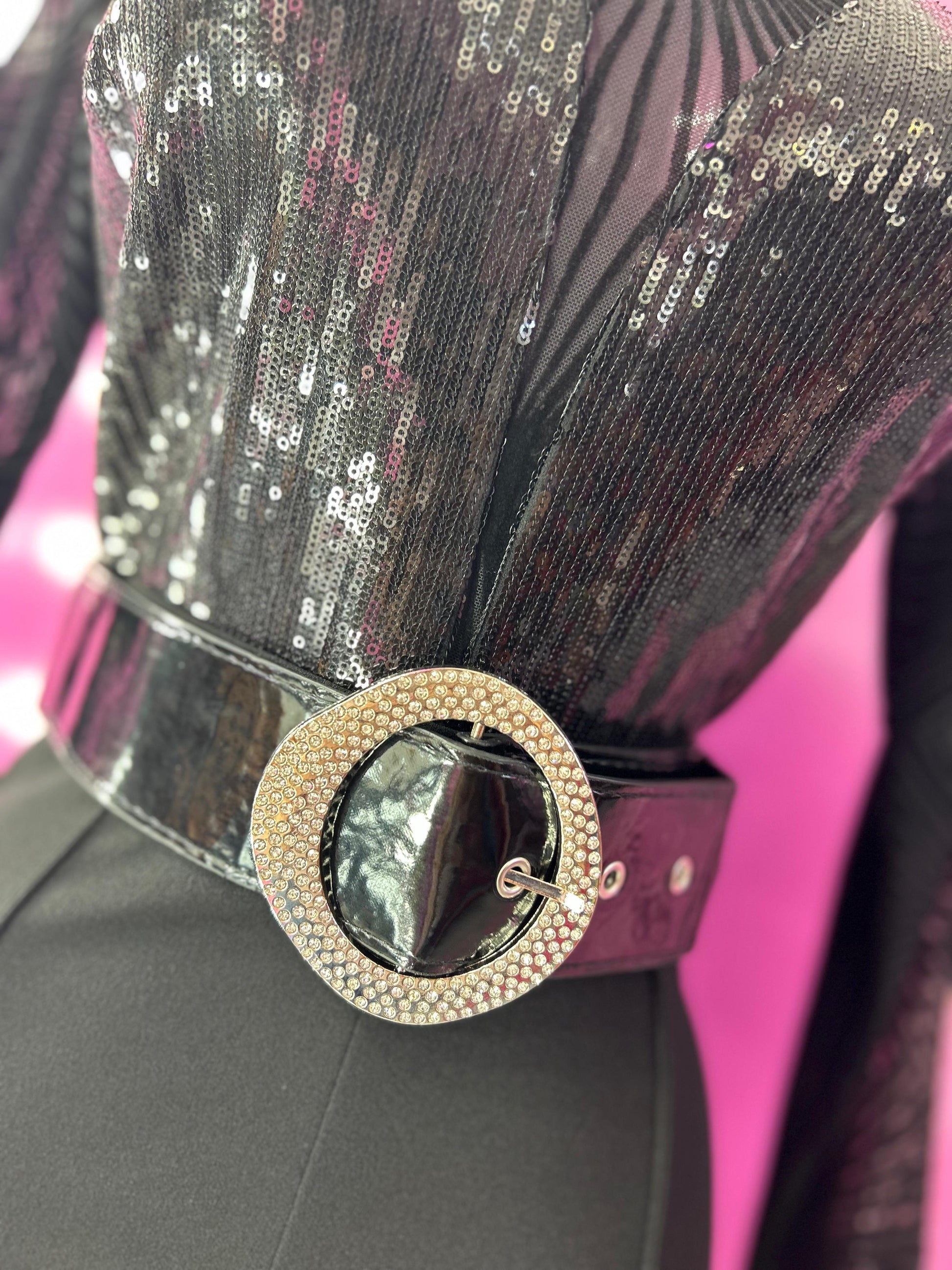 Palazo negro con lentejuela negra