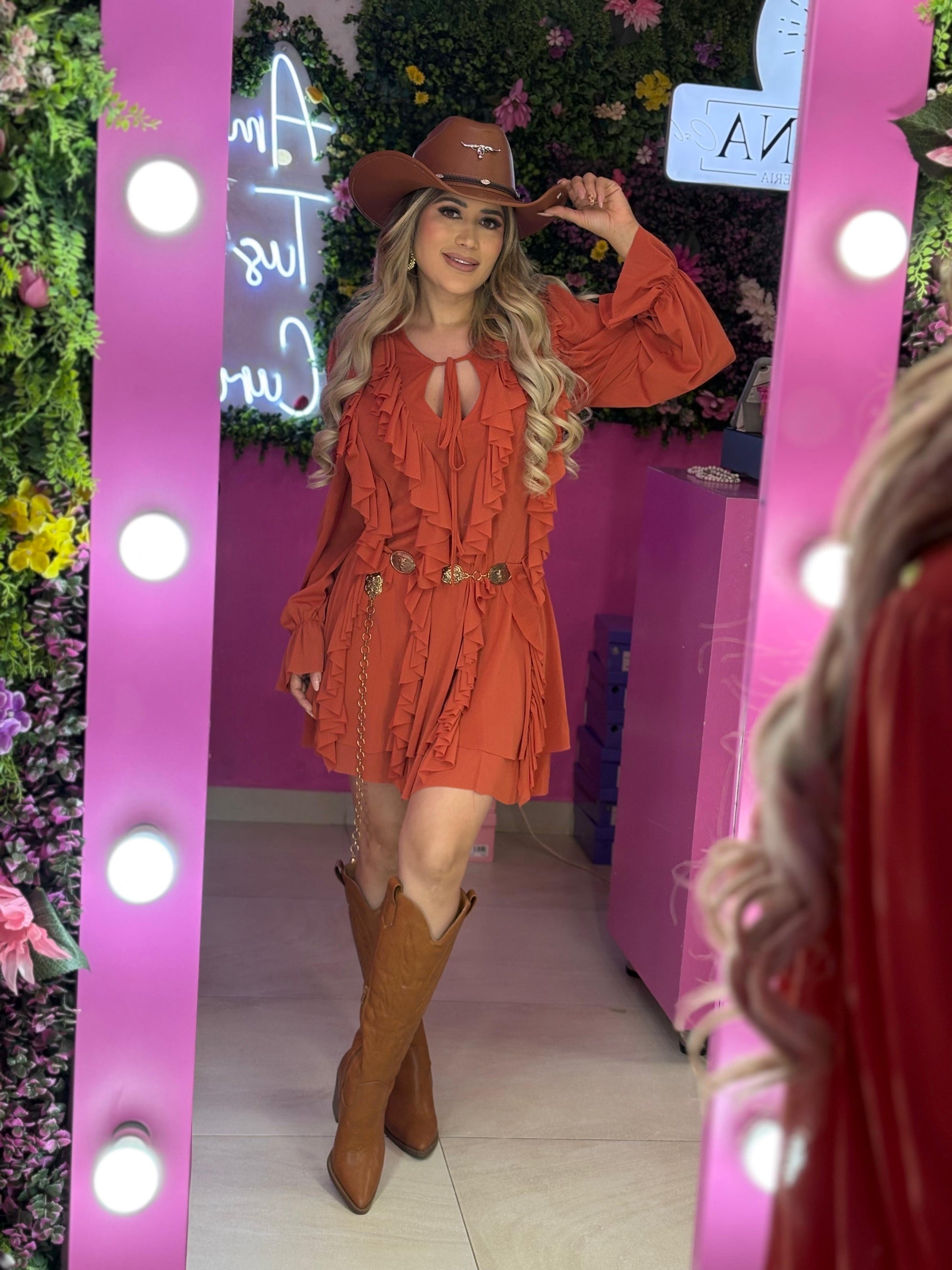 Vestido naranja con flecos