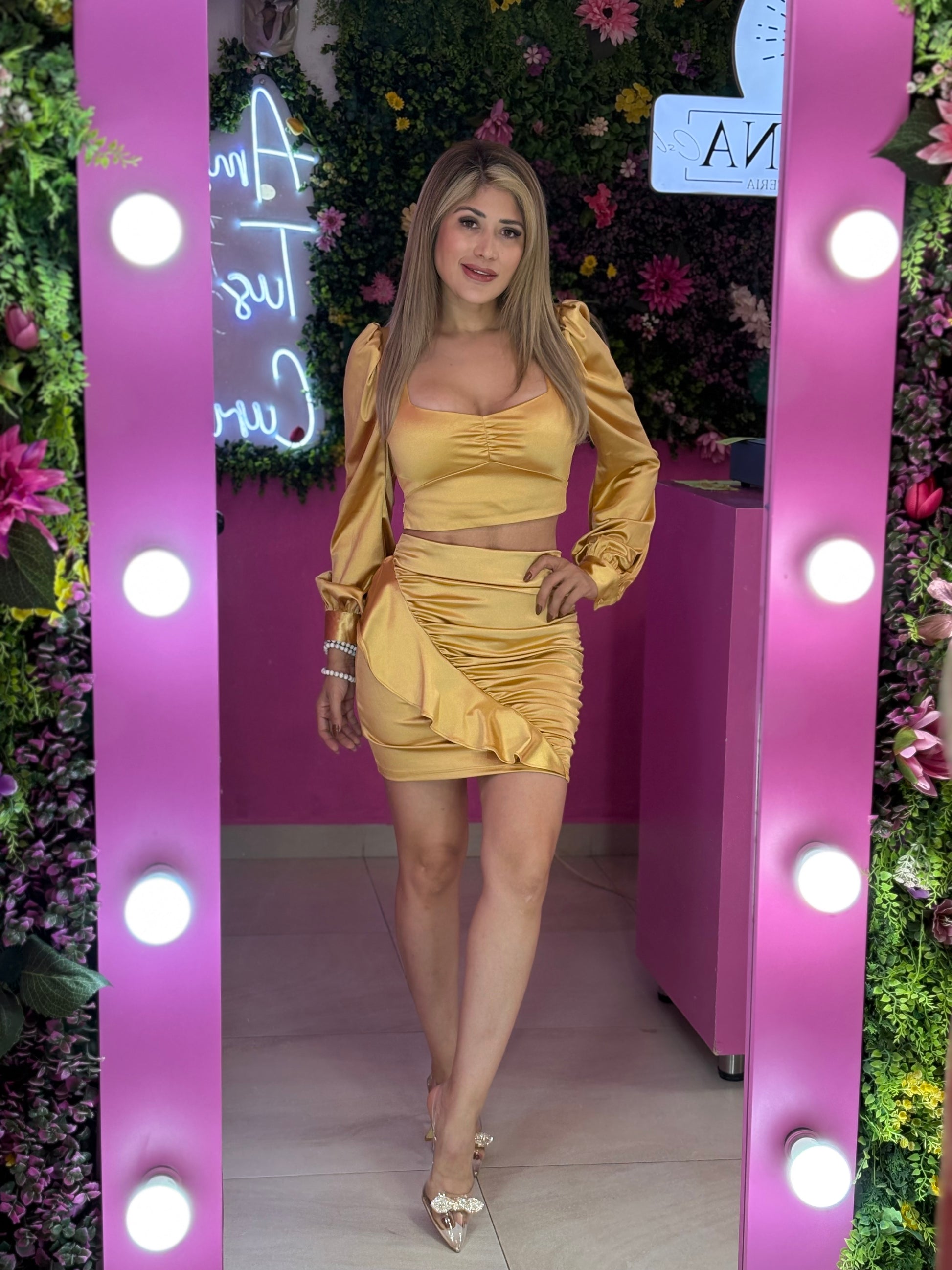 Set dorado manga larga