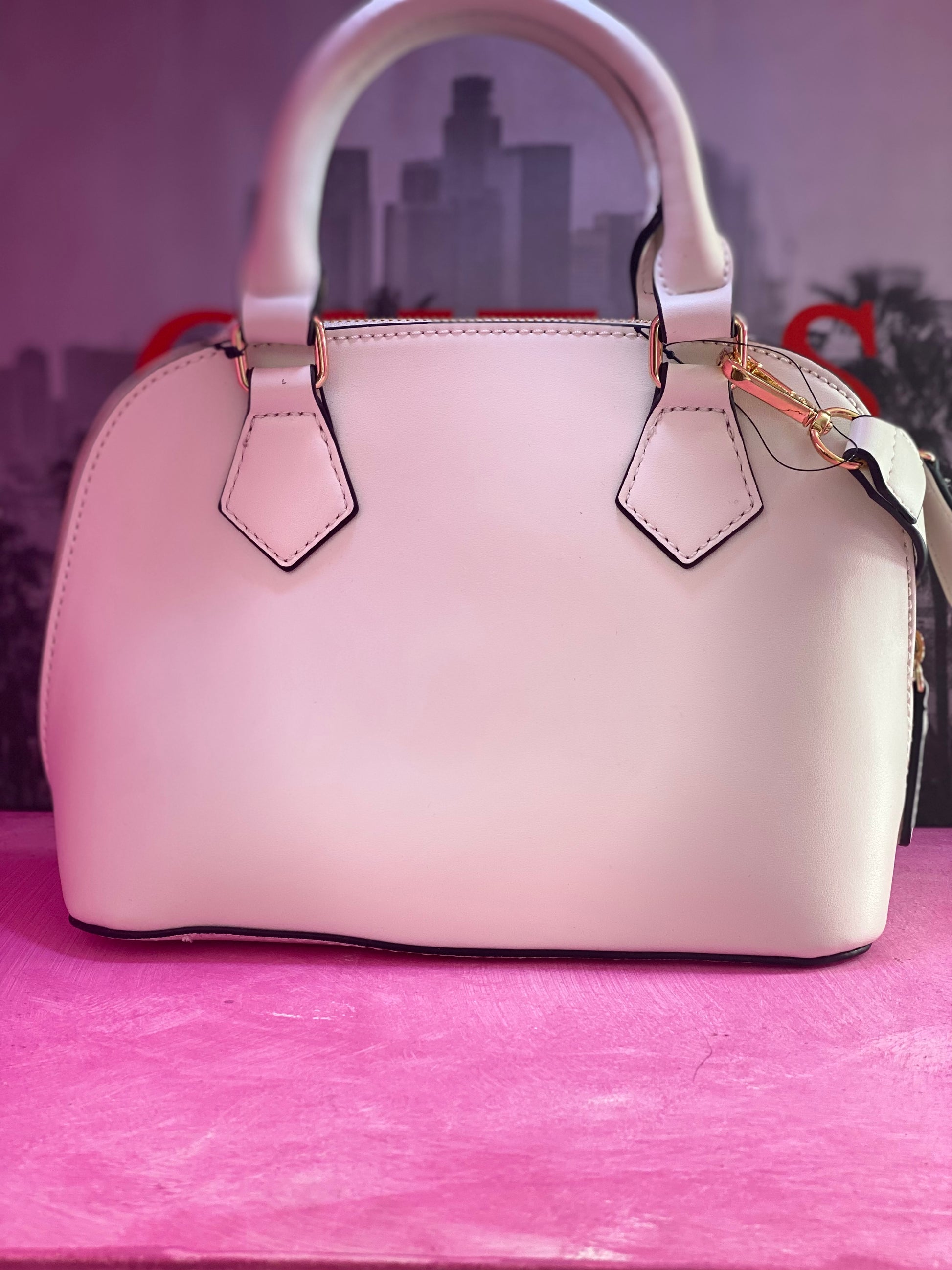 Bolsa blanca GUESS.