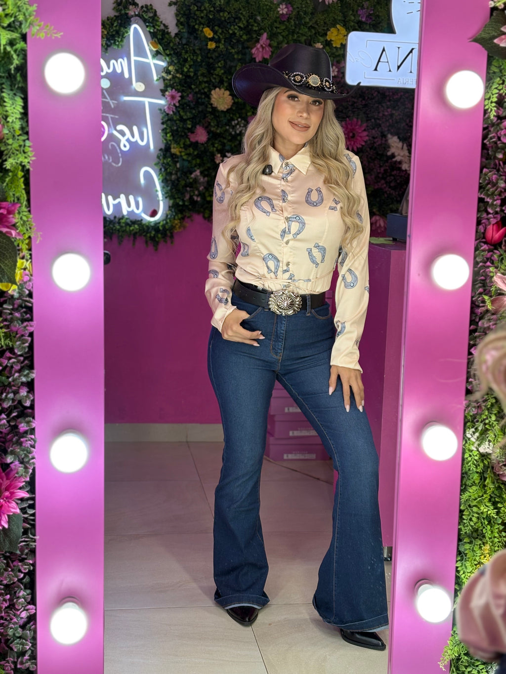 Panty blusa beige de herrajes