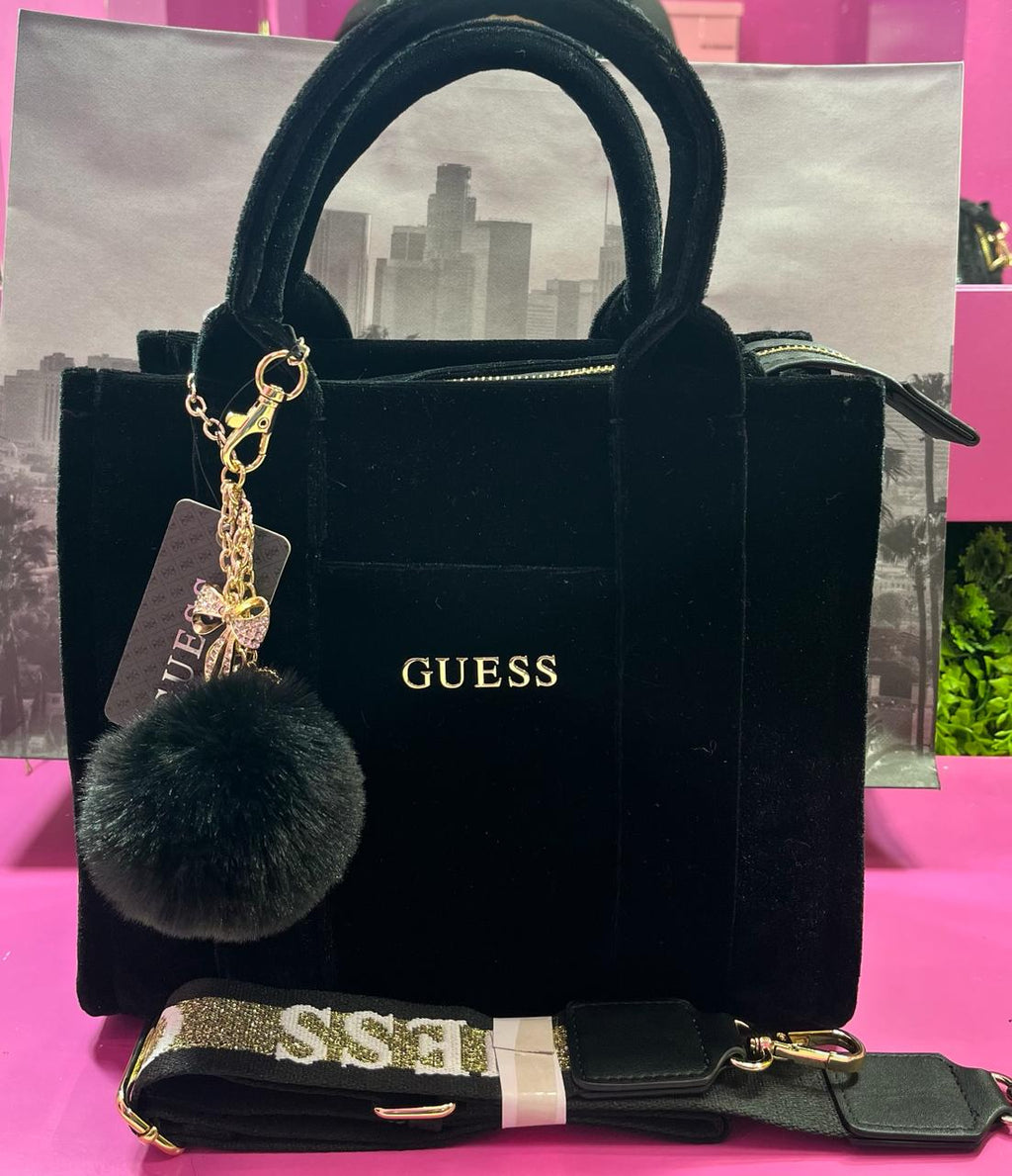 Bolsa guess negra de terciopelo