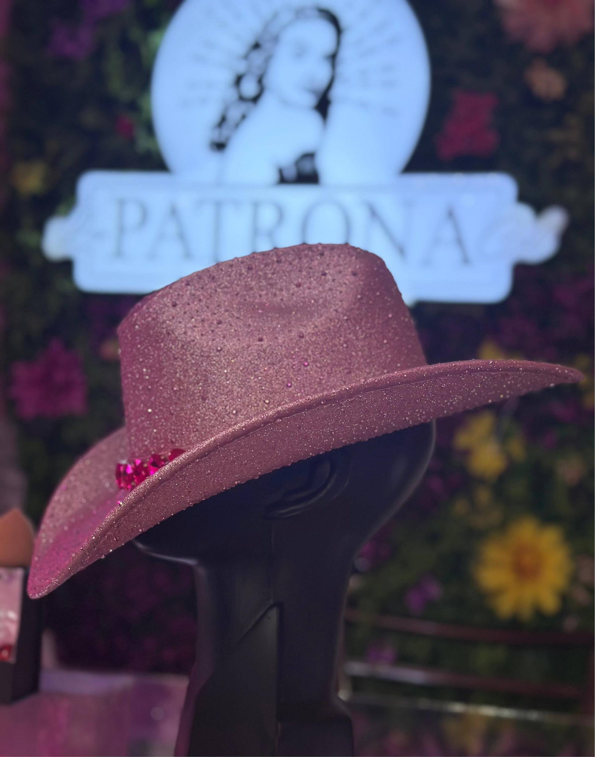 Sombrero rosa con brillos