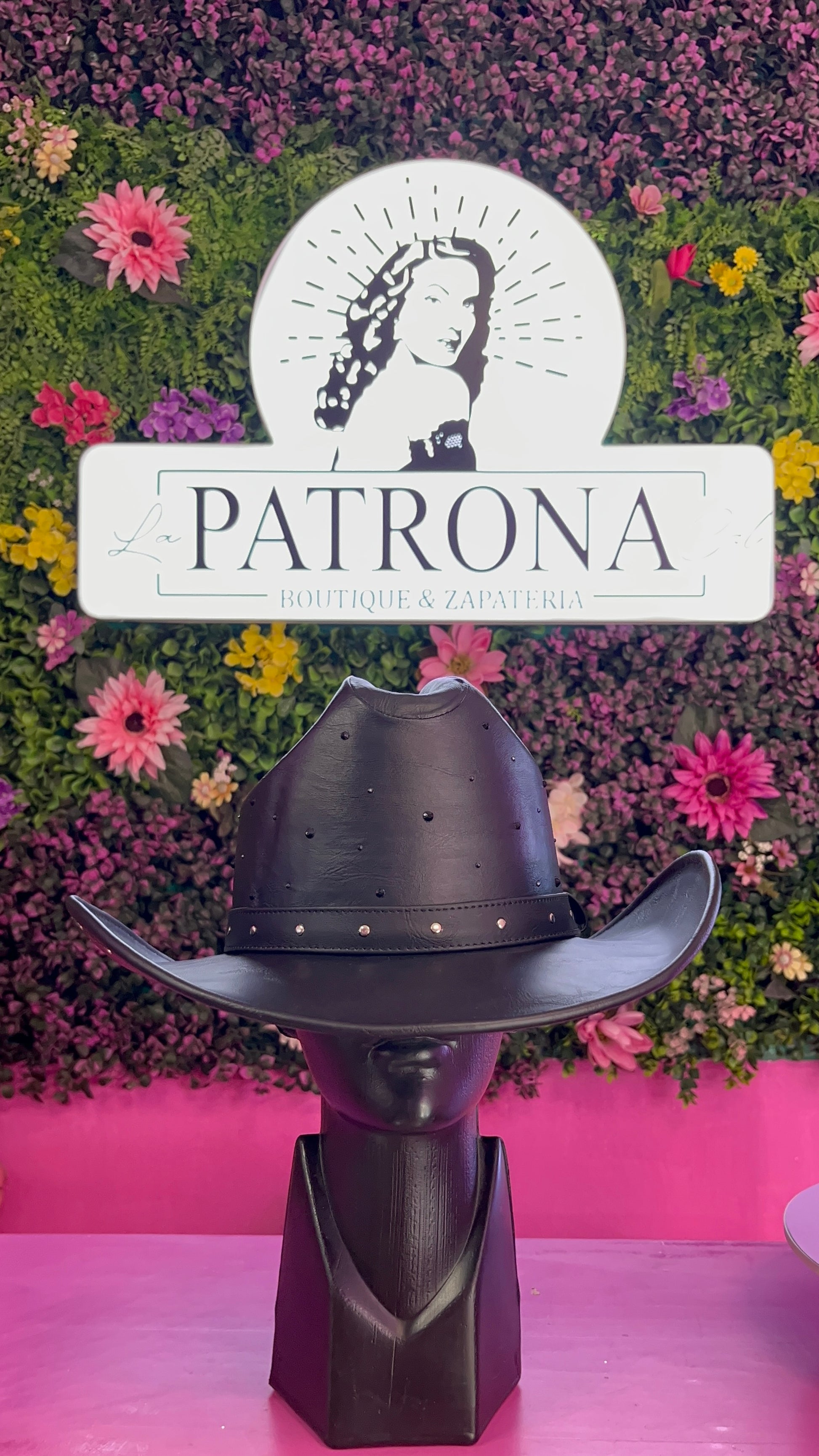 Sombrero negro vinipiel con brillos