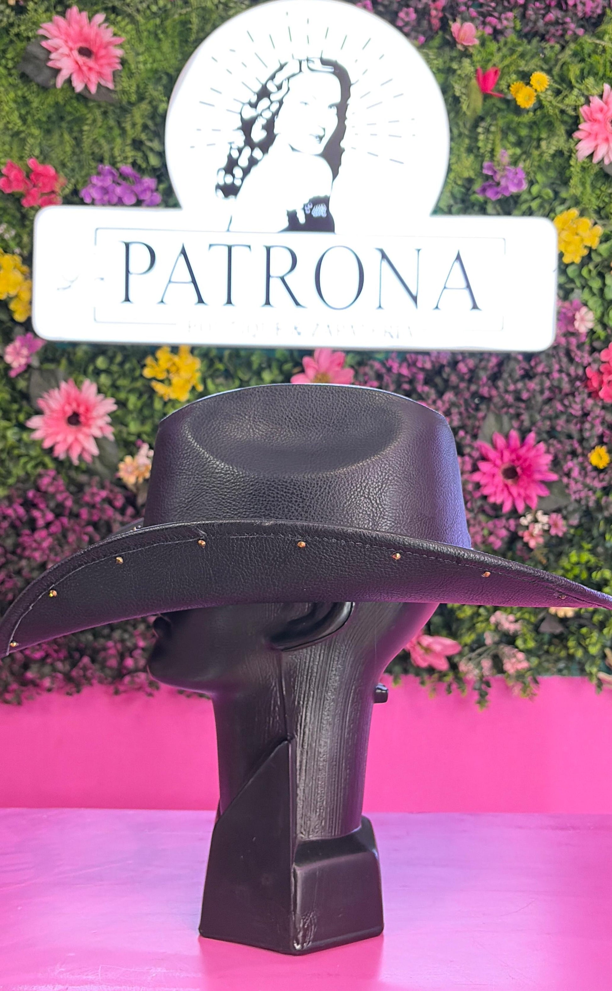 Sombrero negro vinipiel con brillos