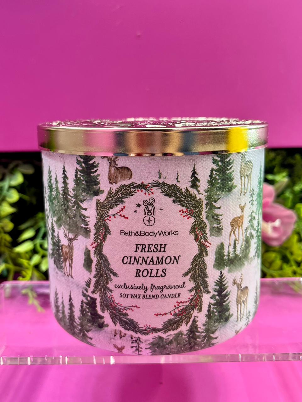 Vela fresh cinnamon rolls “BATH&BODYWORKS”