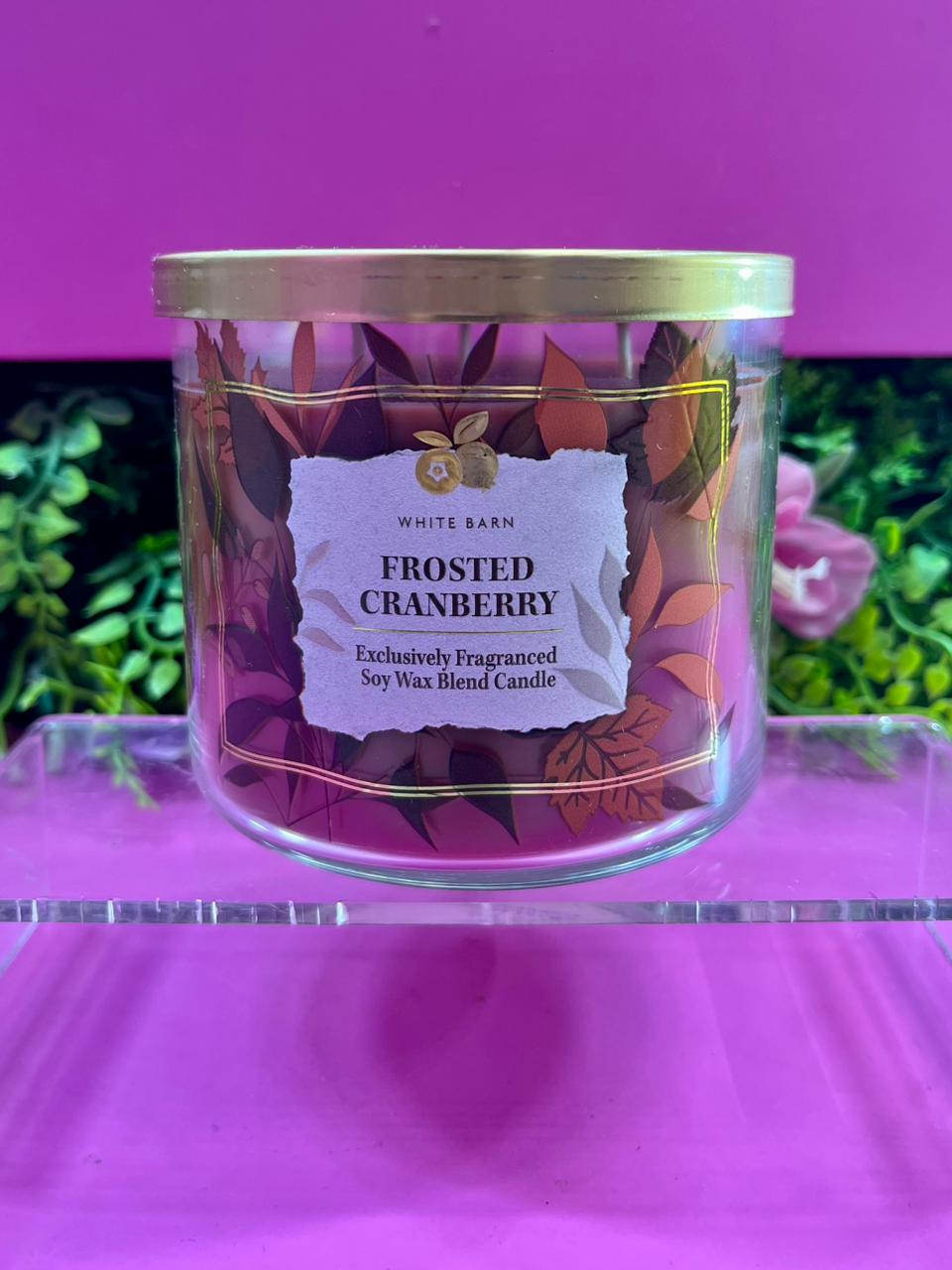 Vela frosted cranberry “BATH&BODYWORKS”