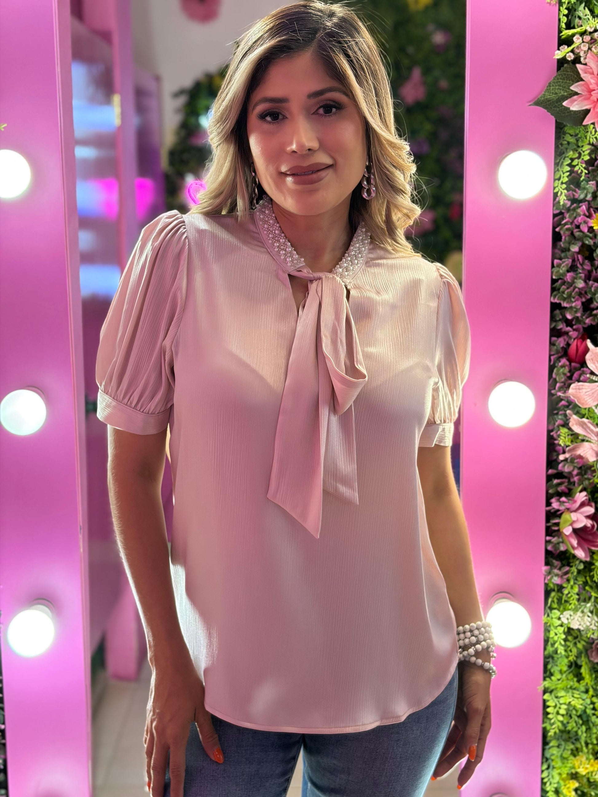 Blusa rosa con perlitas