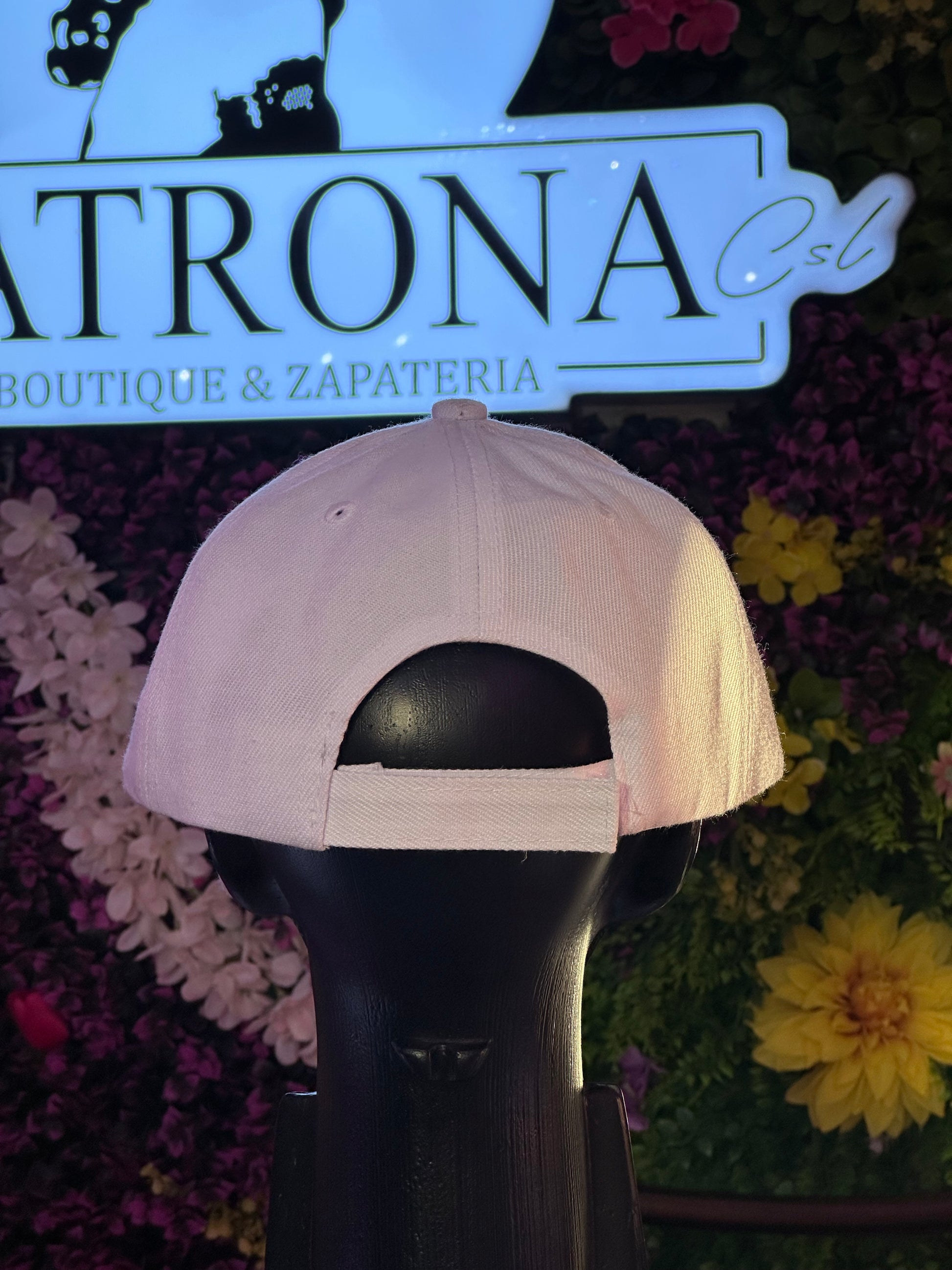 Gorra blanca Barbie