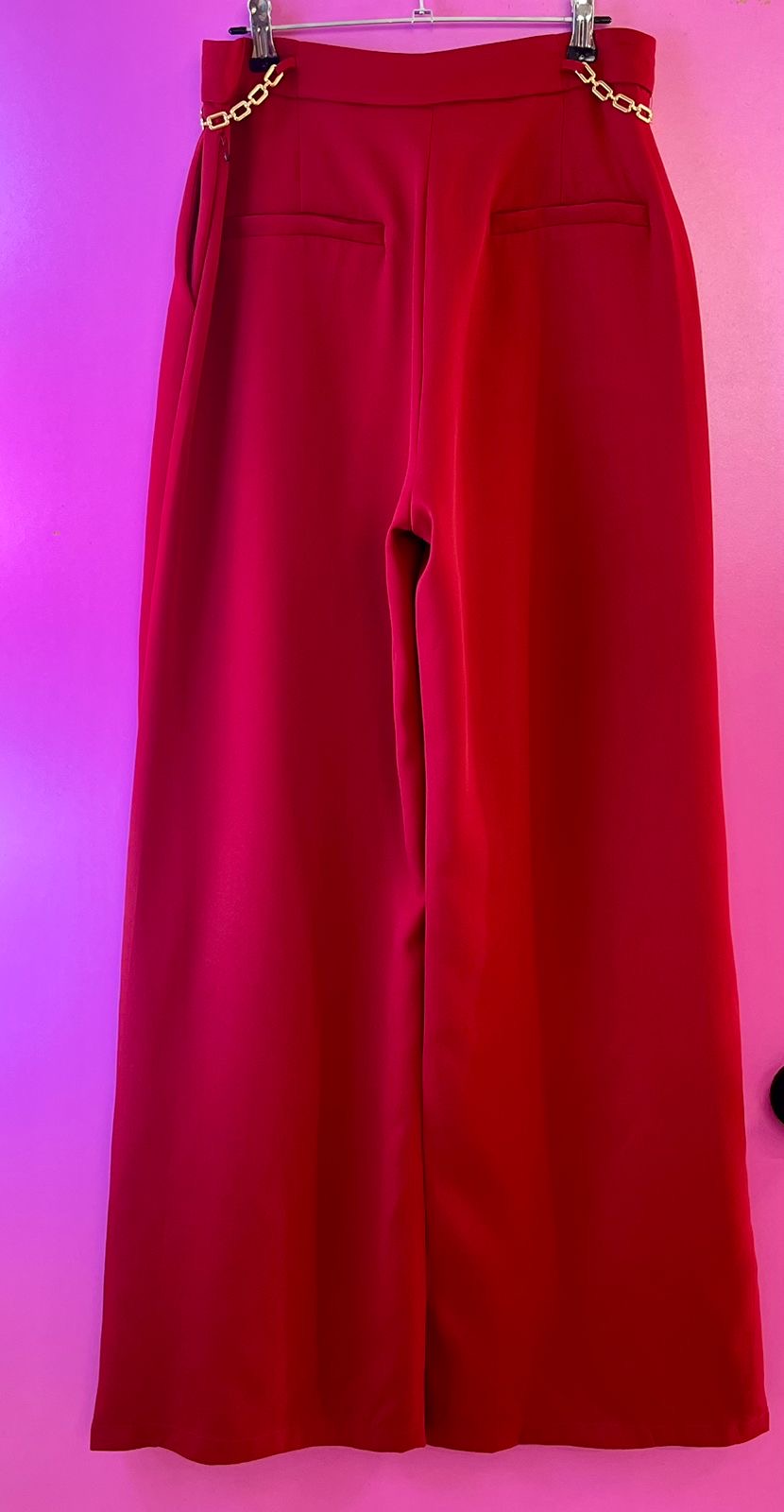 Pantalón de vestir rojo corte recto