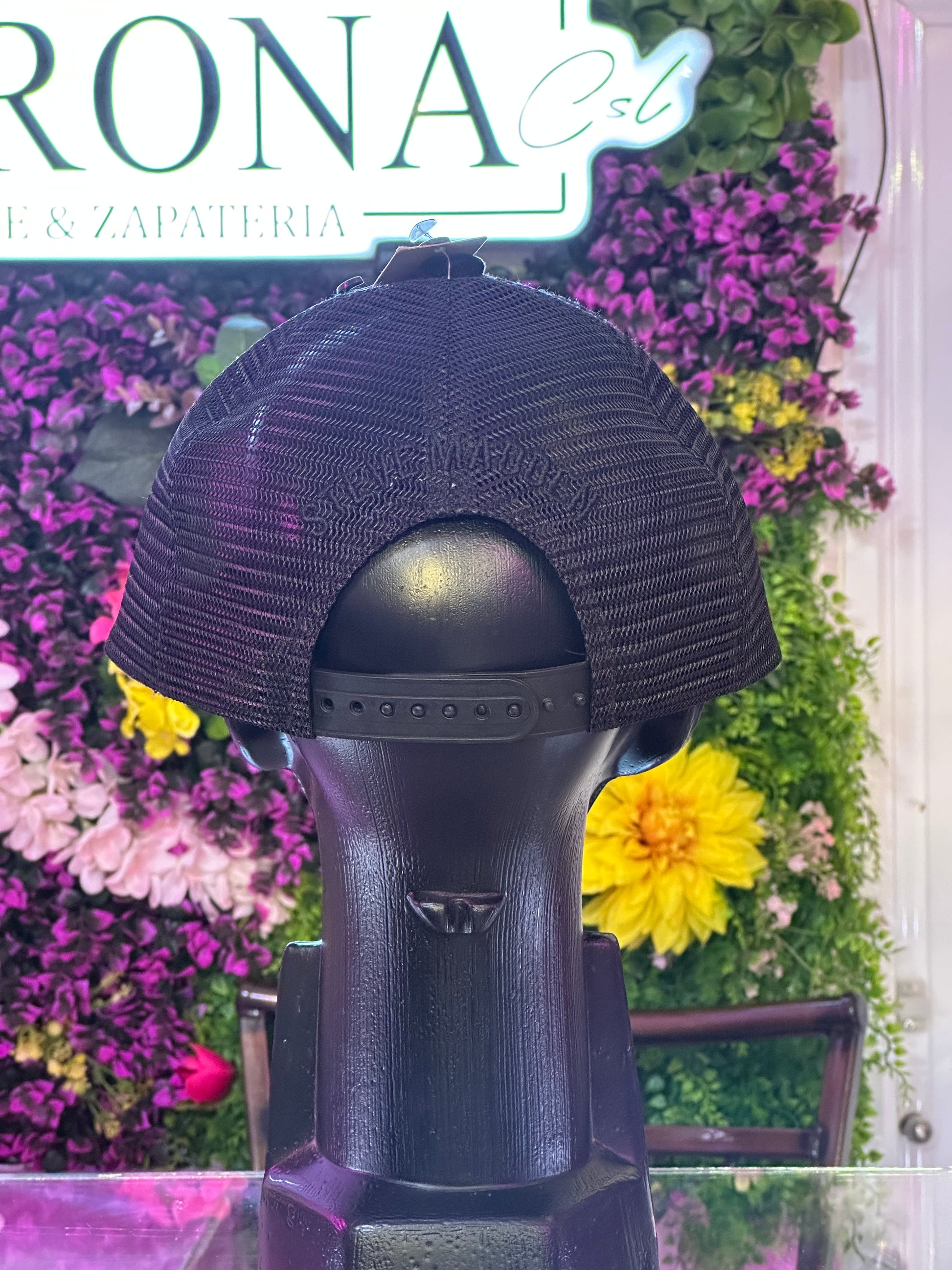 Gorra negra Steve Madden