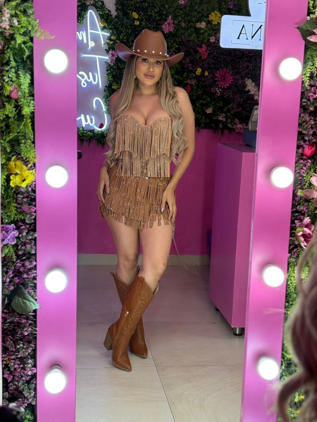 Short Falda con barbas café