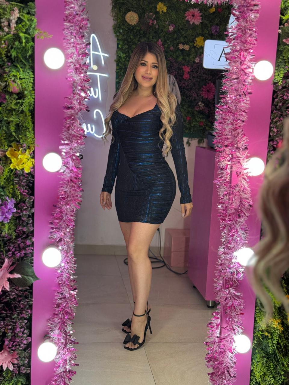 Vestido azul con negro
