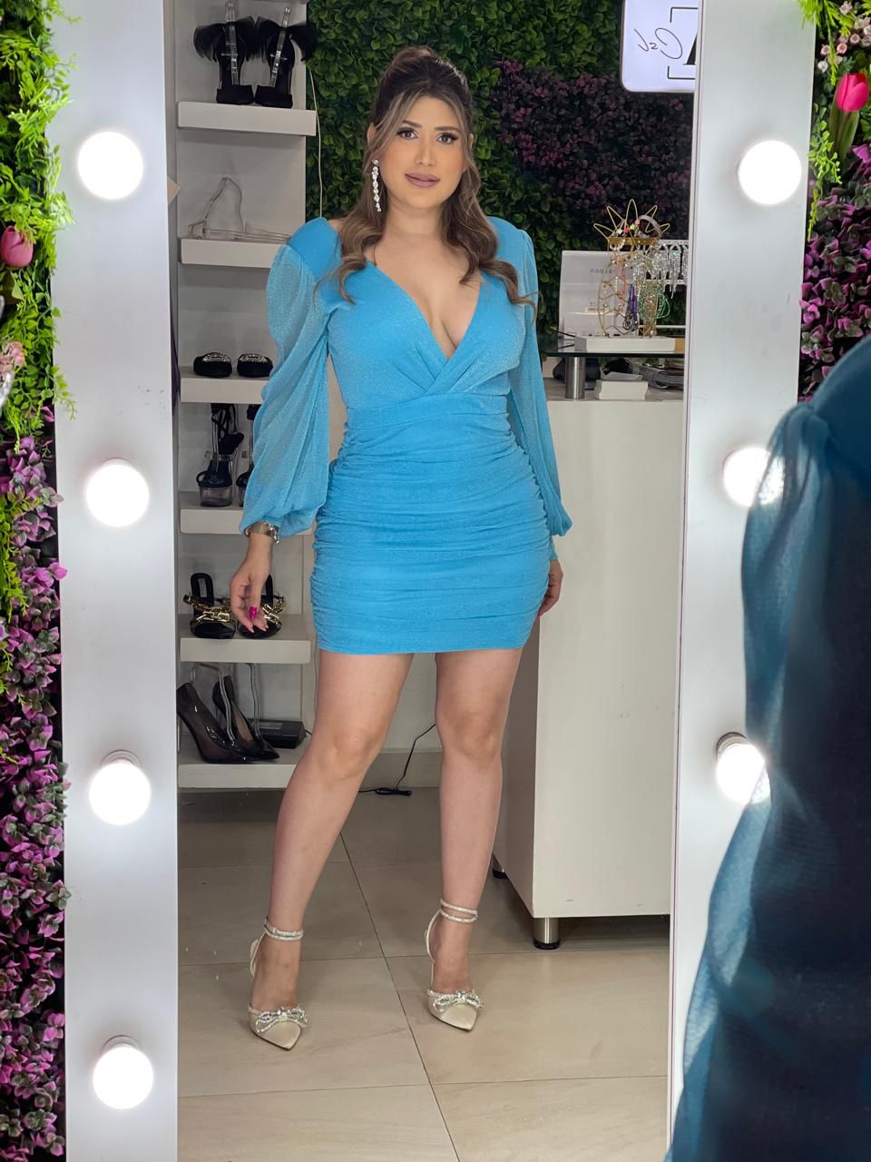 Vestido azul turquesa